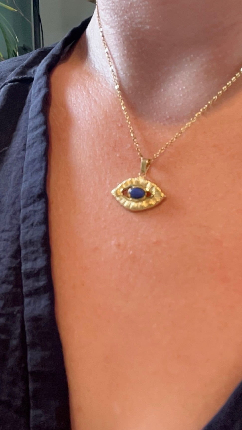 KEDA l Collier doré œil et pierre bleu