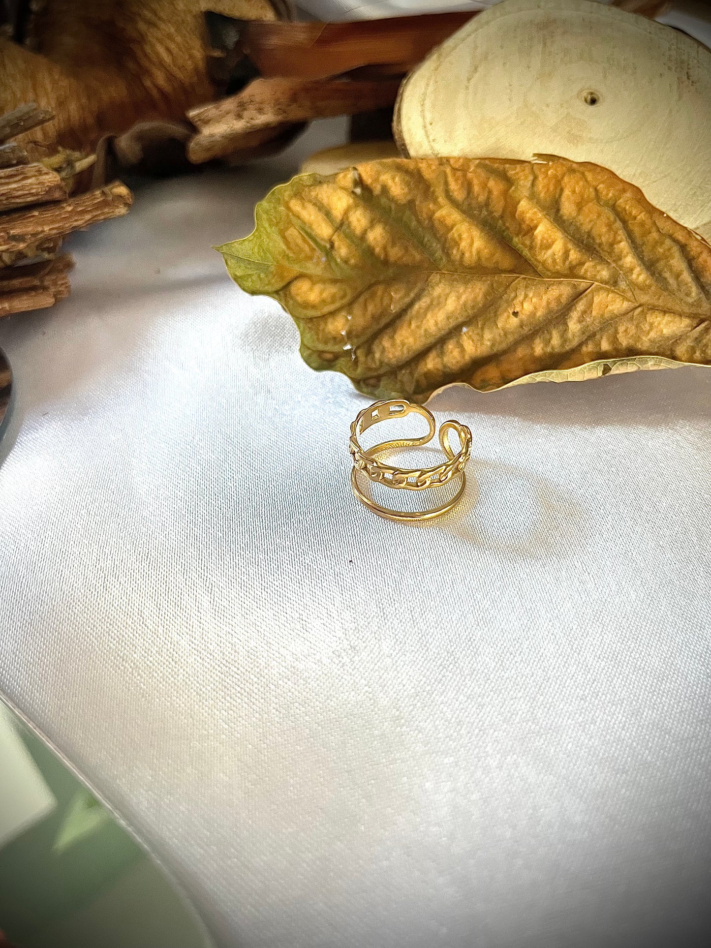 LYRA l Bague ajustable dorée ou argentée