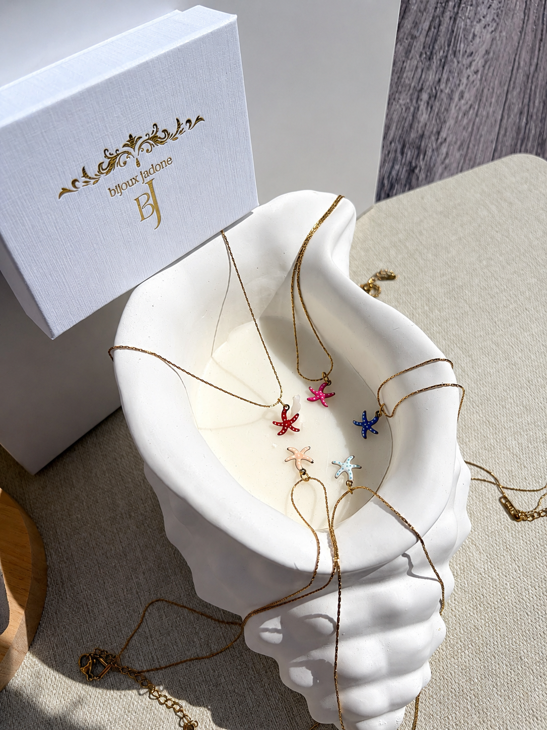 Lagune l Collier coloré etoile de mer