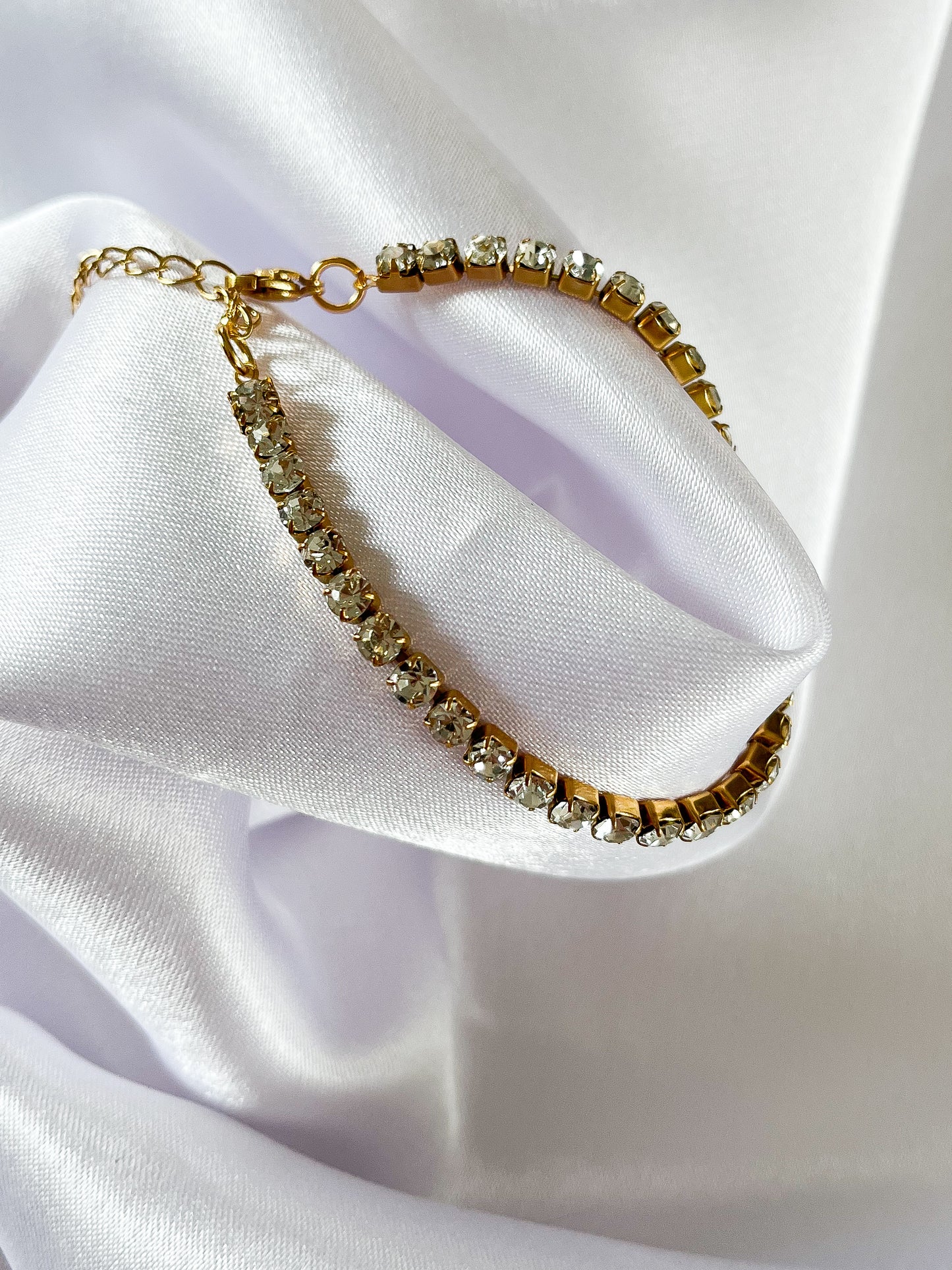 SONIA l Bracelet doré ou argenté serti de strass