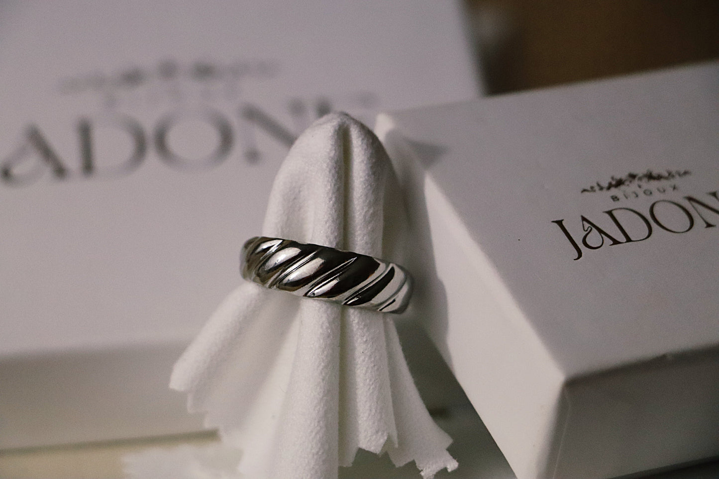 LUNE l Bague effet croissant dorée et argentée