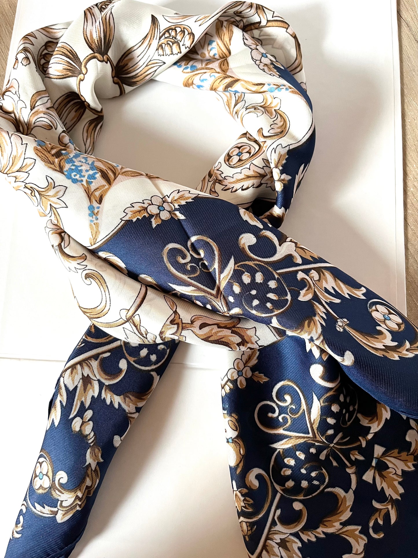 Océan l Foulard chic bleu