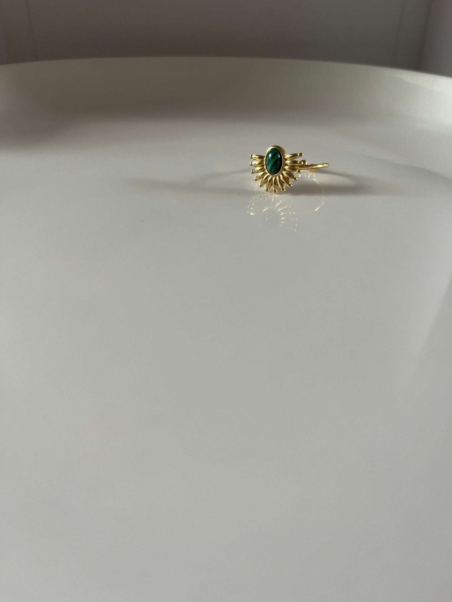 Aure l Bague ajustable dorée verte ou bleu