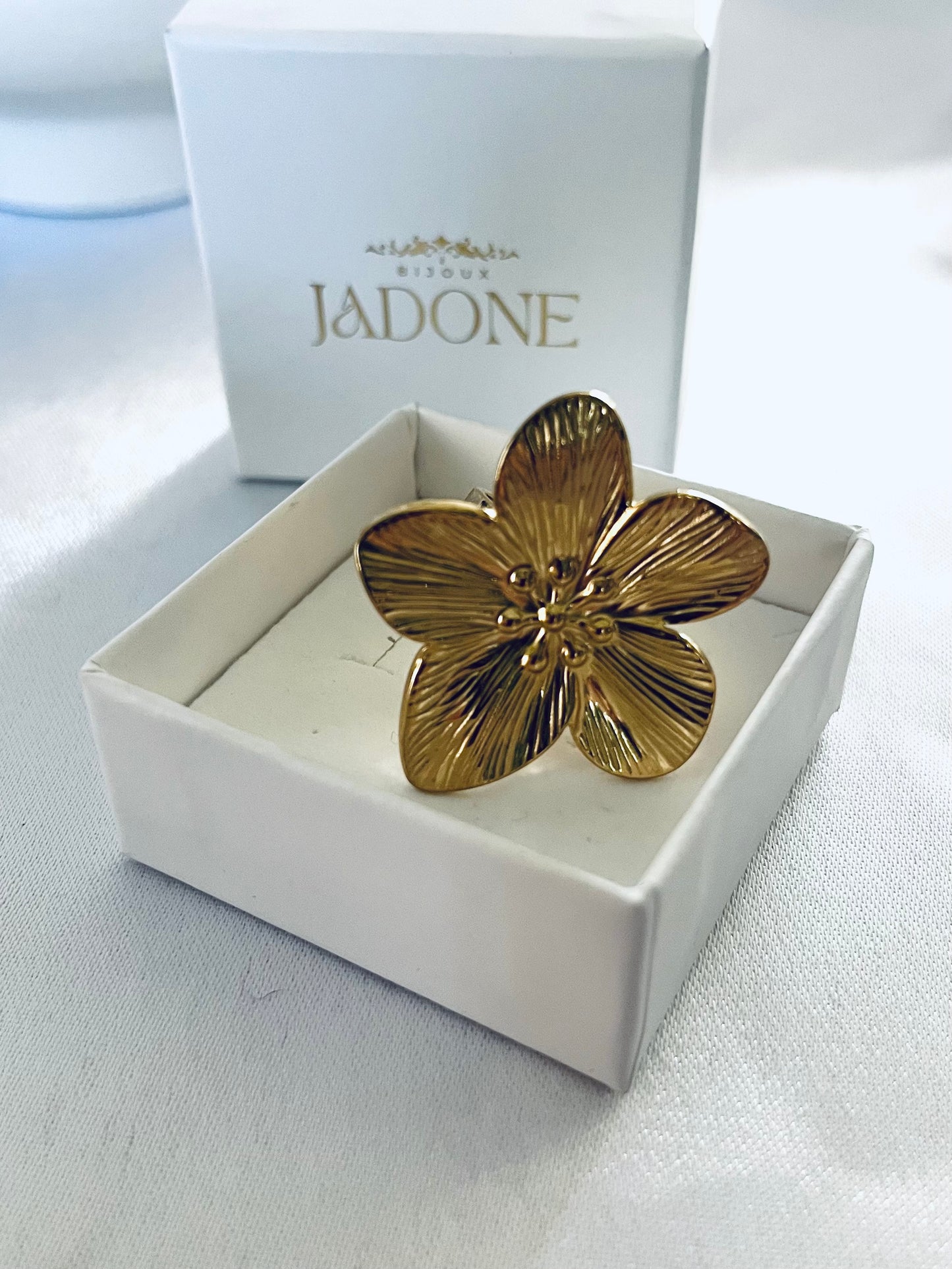 MALONA l Bague fleur dorée ou argentée