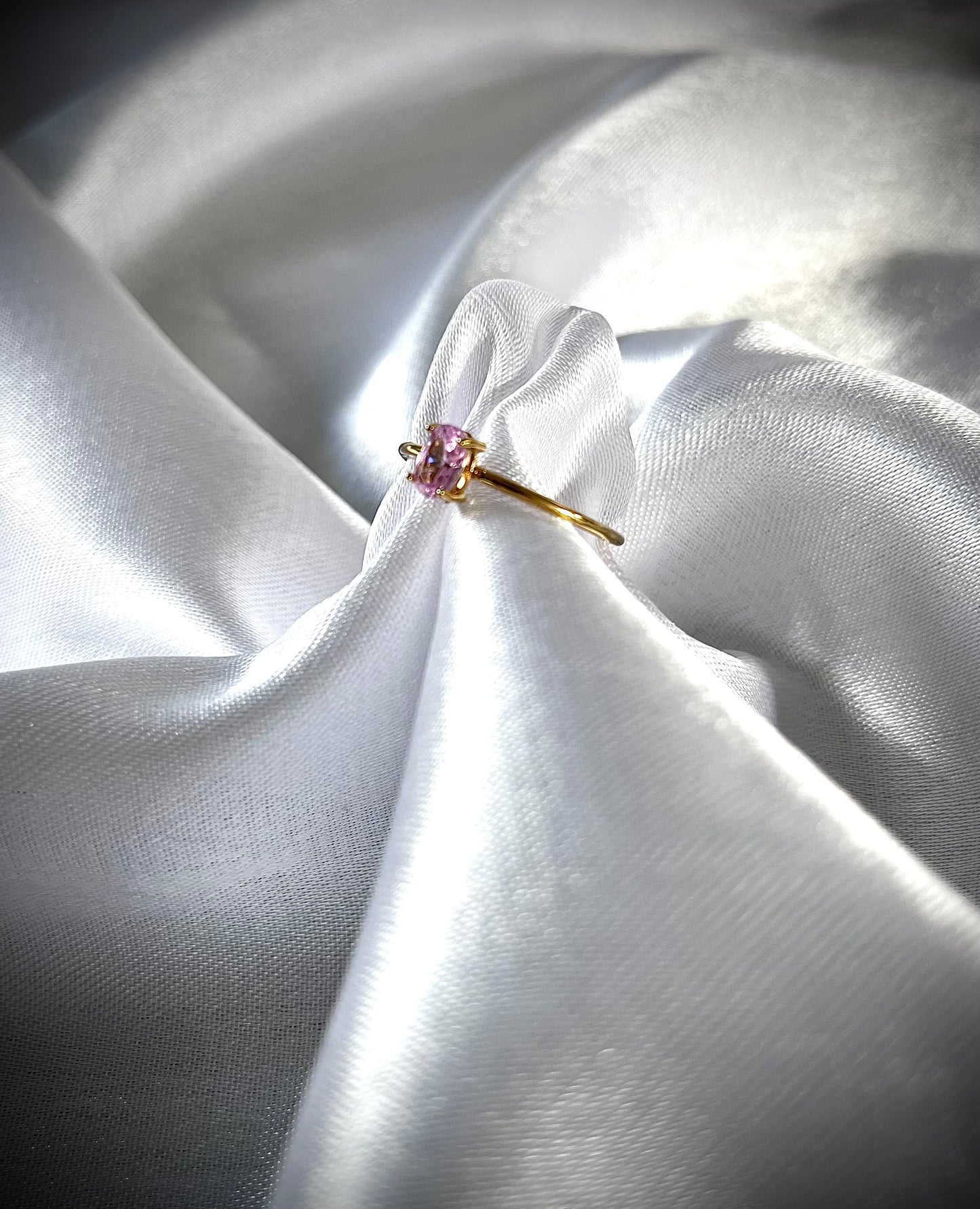 AZUR l Bague dorée en acier inoxydable et pierre serti