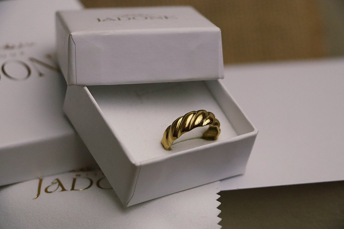 LUNE l Bague effet croissant dorée et argentée