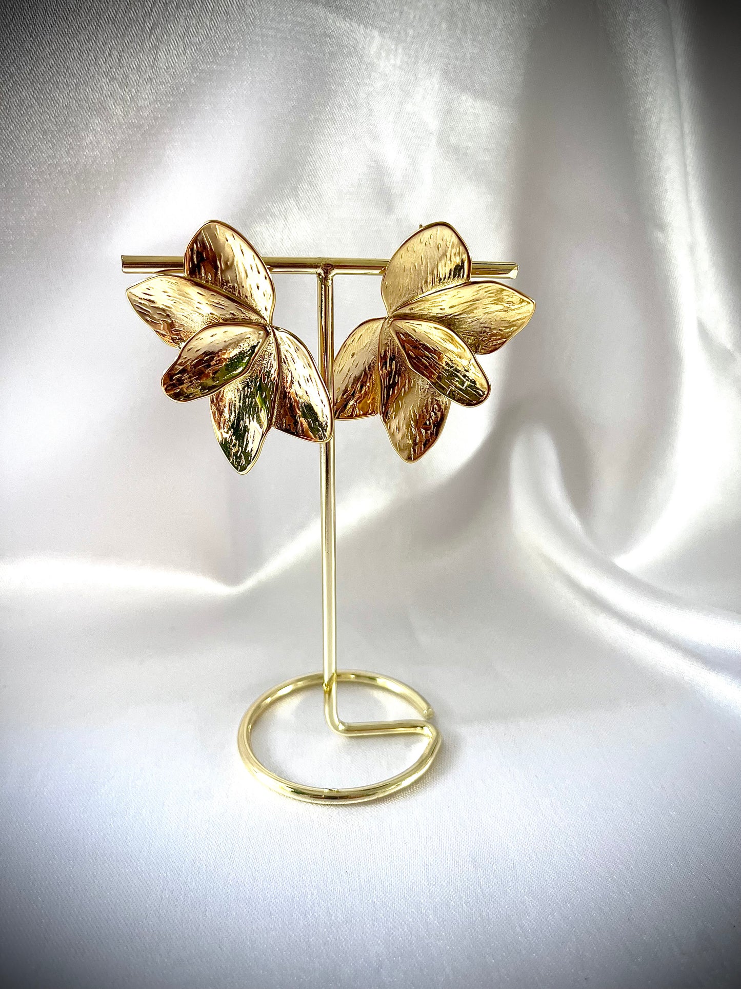 FLORA l Boucles d'oreilles dorées en acier inoxydable