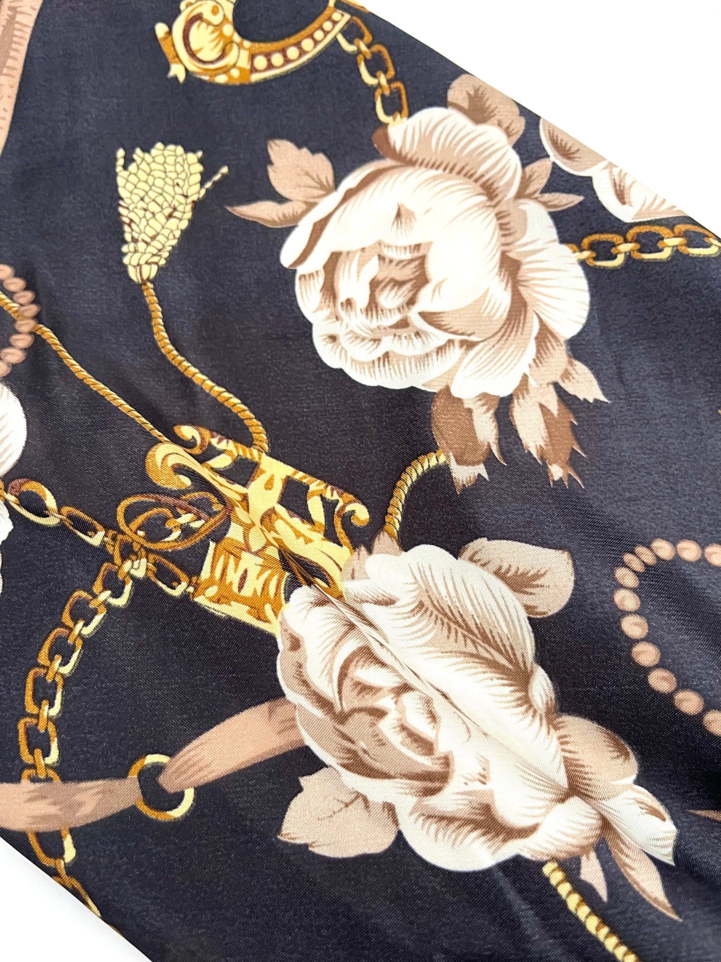 Dovil l Foulard chic fleur et chaîne