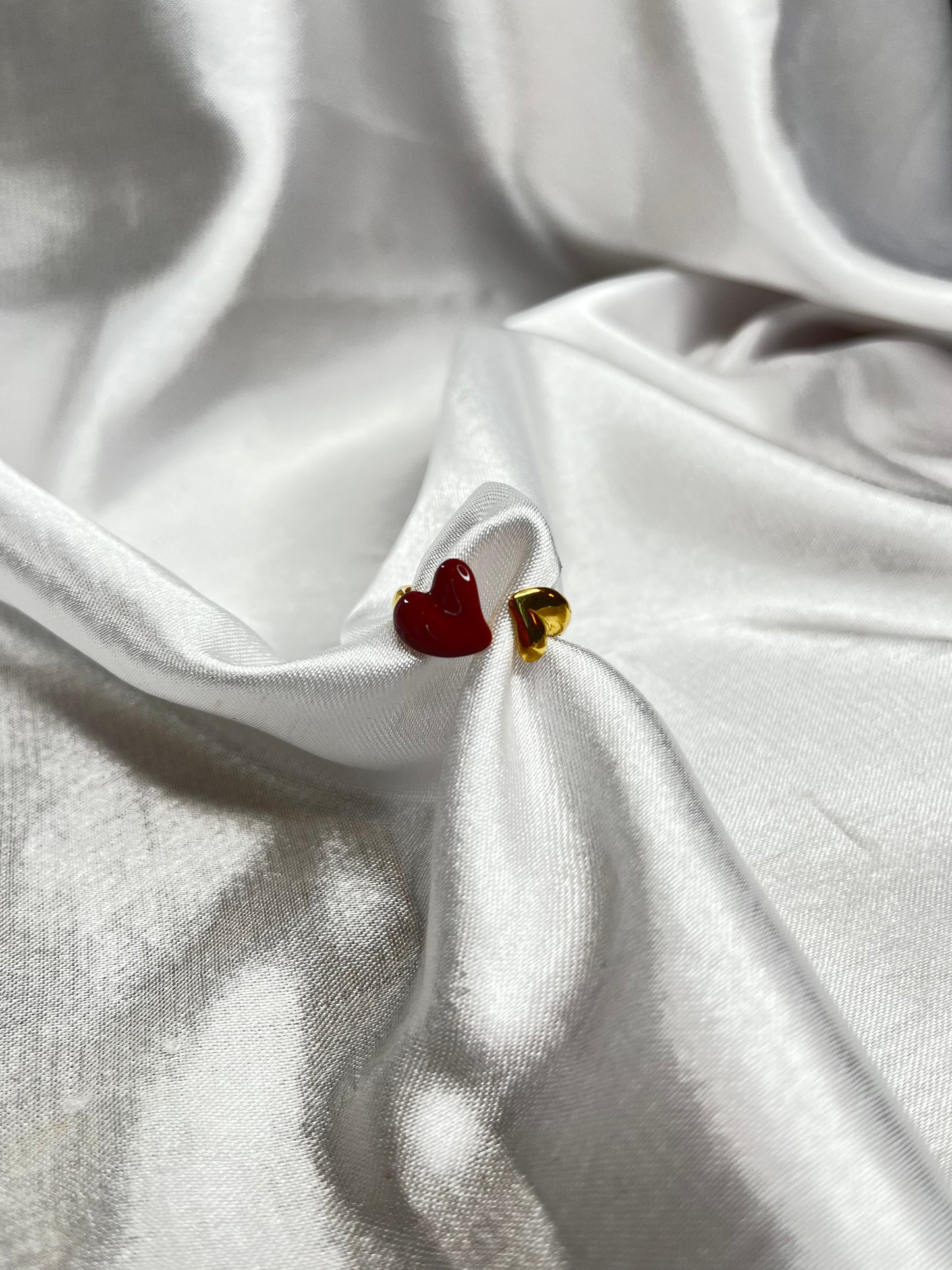 LIDiA l Bague cœur dorée et rouge