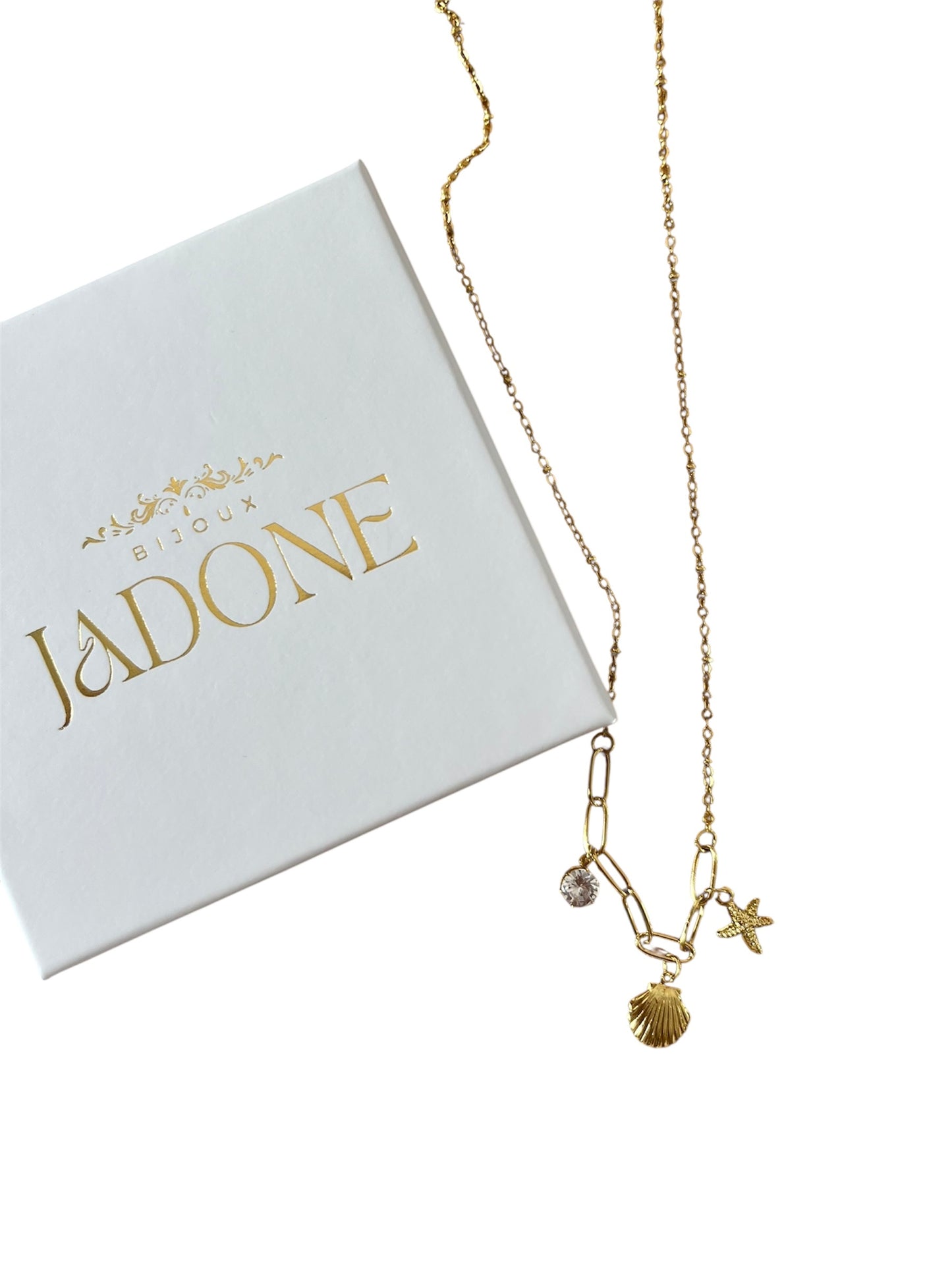 Mêla l Collier doré à breloque