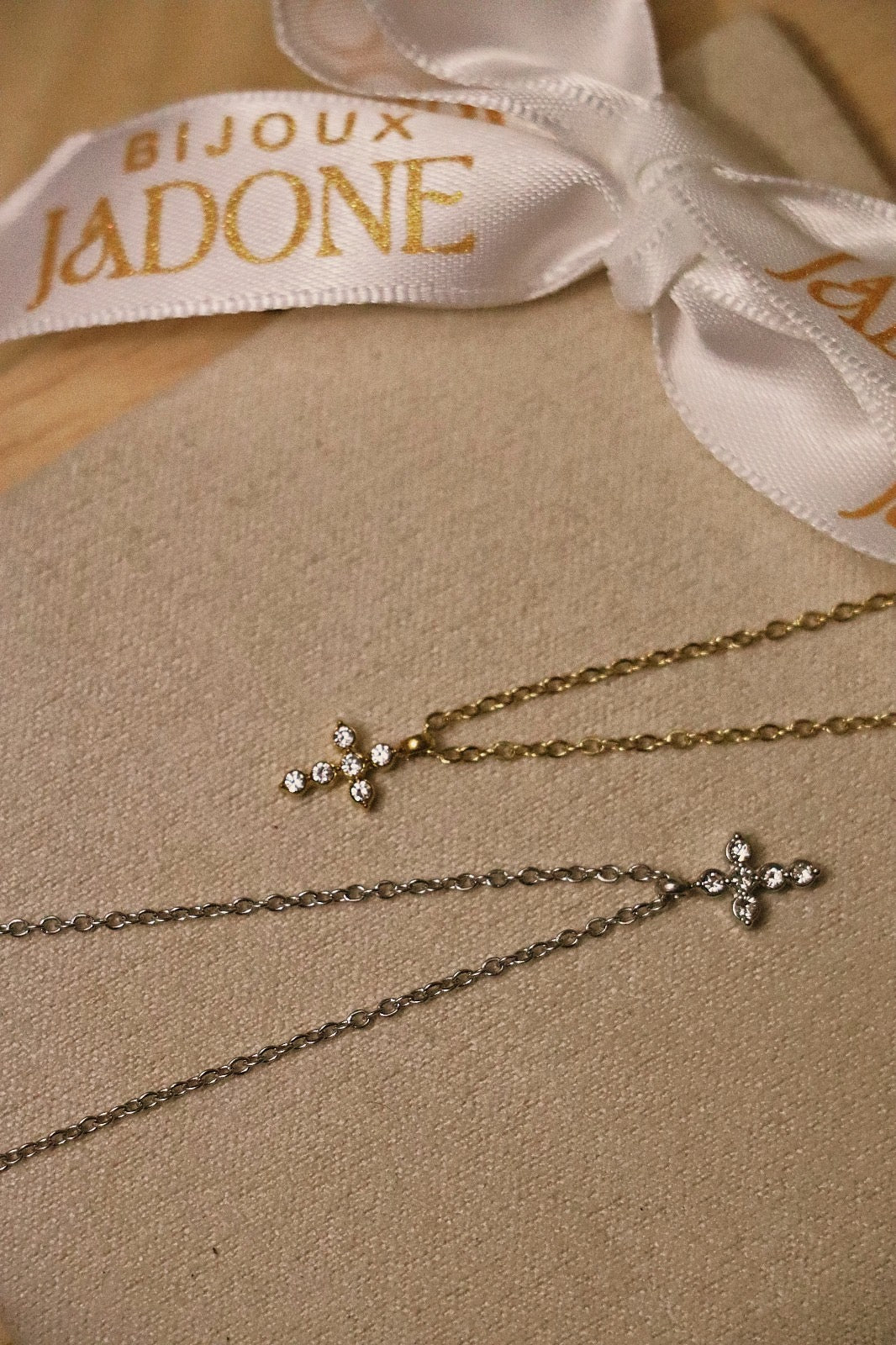 LENAIC l Collier doré ou argenté serti de zircon blanc
