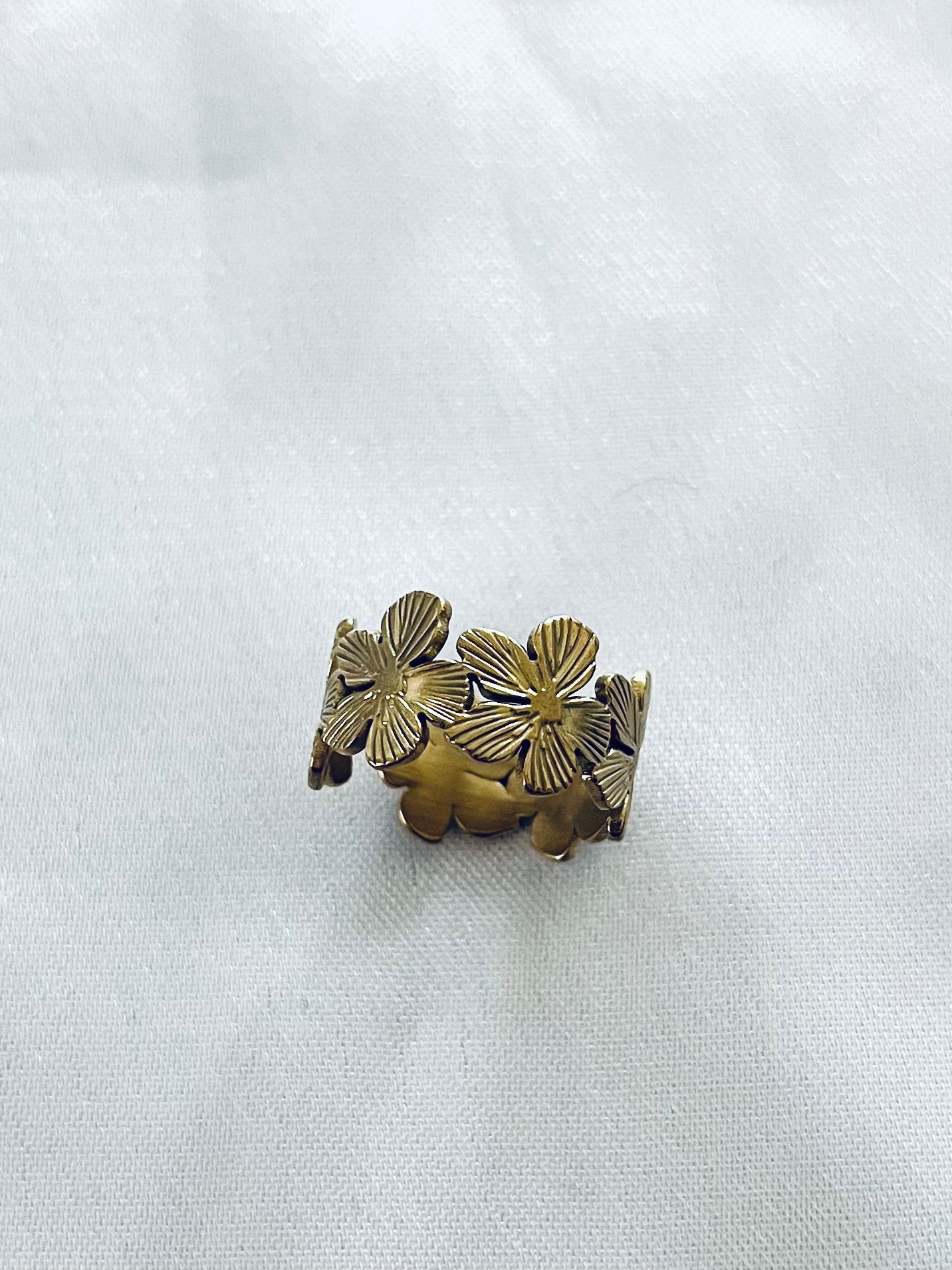 MALONA l Bague doré fleur ajustable