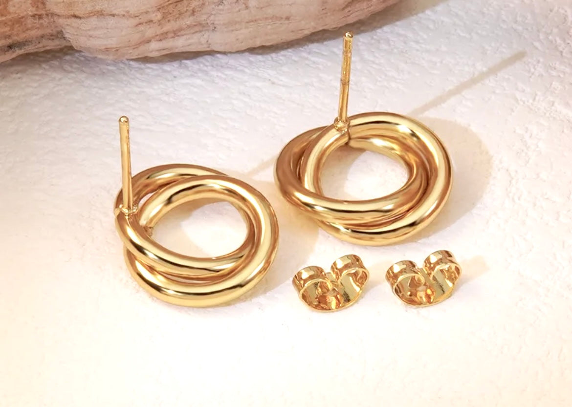 Louane l Boucles d'oreilles chic dorées