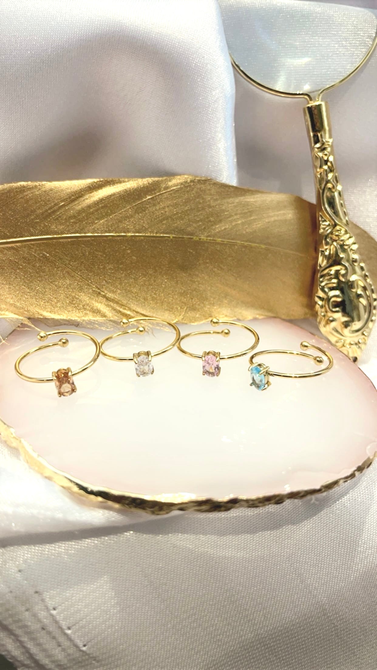 AZUR l Bague dorée en acier inoxydable et pierre serti