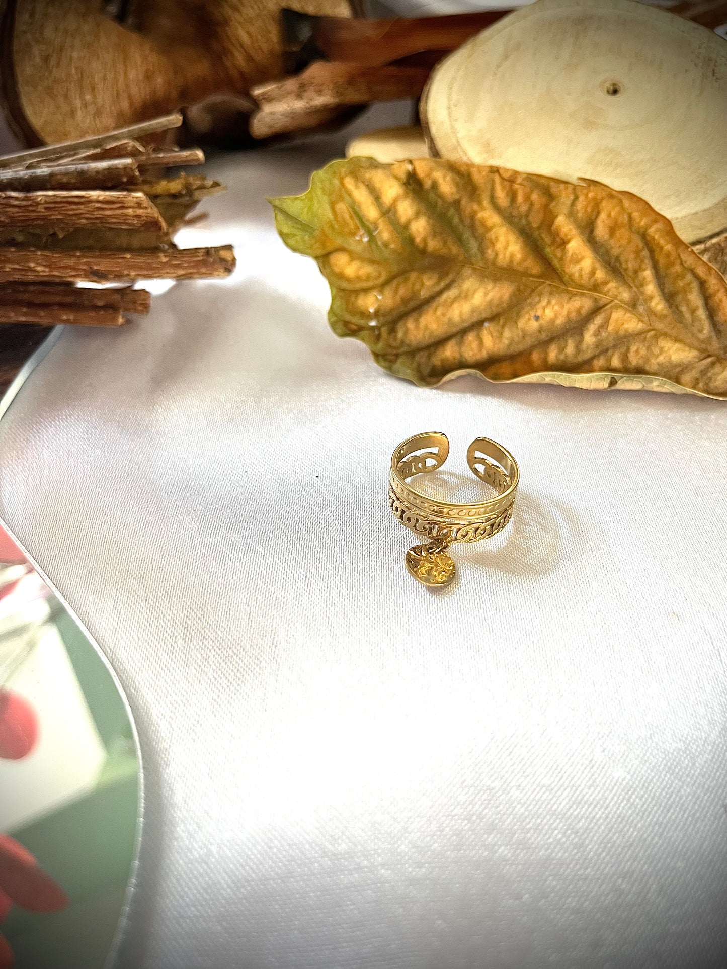 CLEIA l Bague breloque dorée