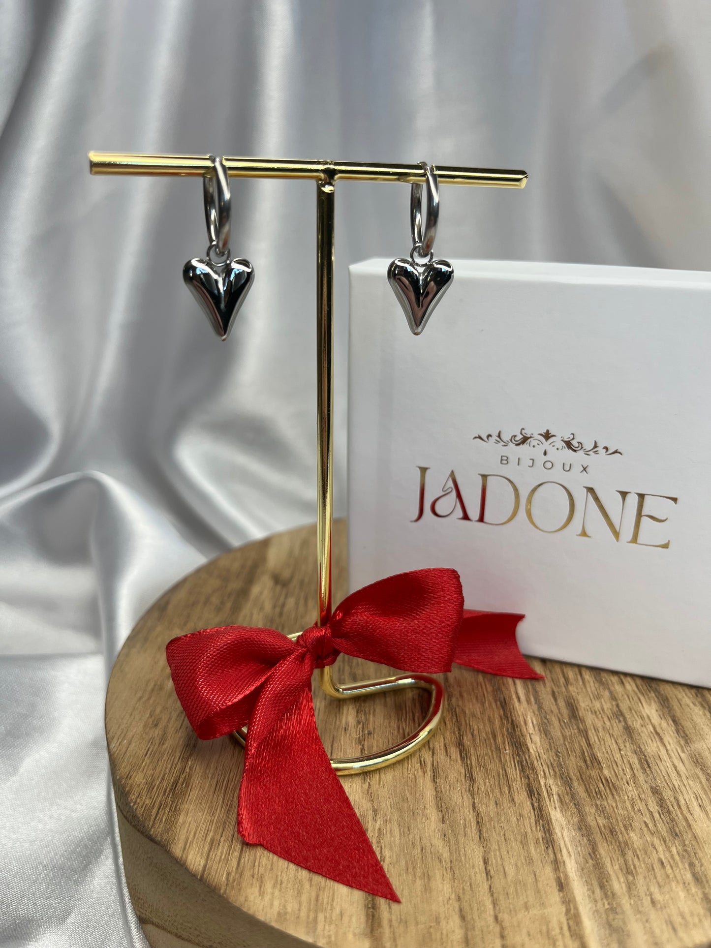 MOLi l Boucles d'oreilles cœur tombant dorées ou argentées