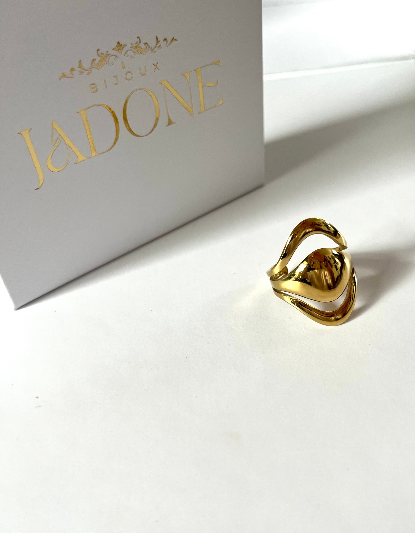 Sirena l Bague imposante chic doré