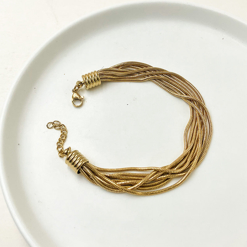 MELANIE l Bracelet doré multiple chaînes