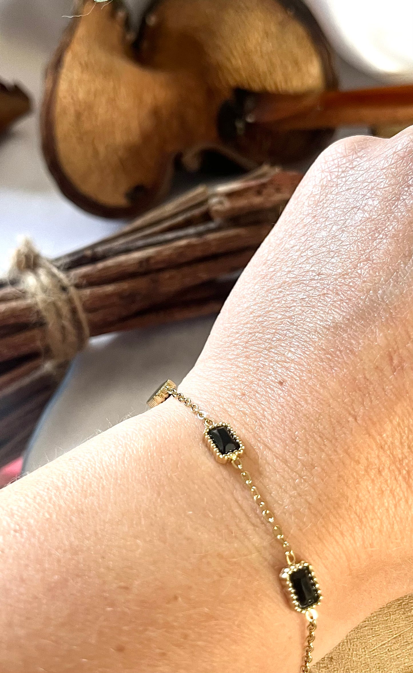 SELEDI l Bracelet doré et noir