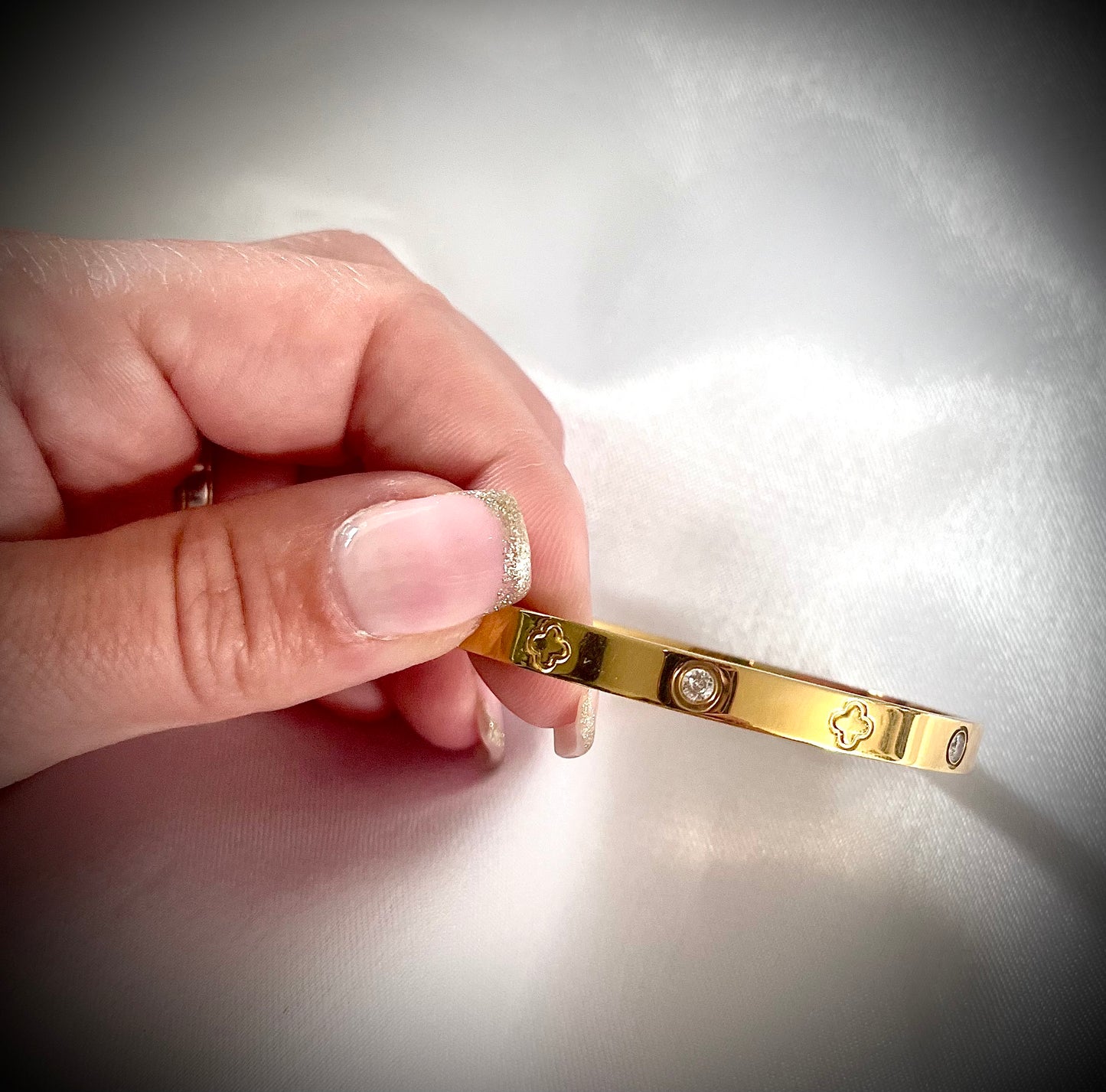 CORALIE l Bracelet jonc doré en acier inoxydable