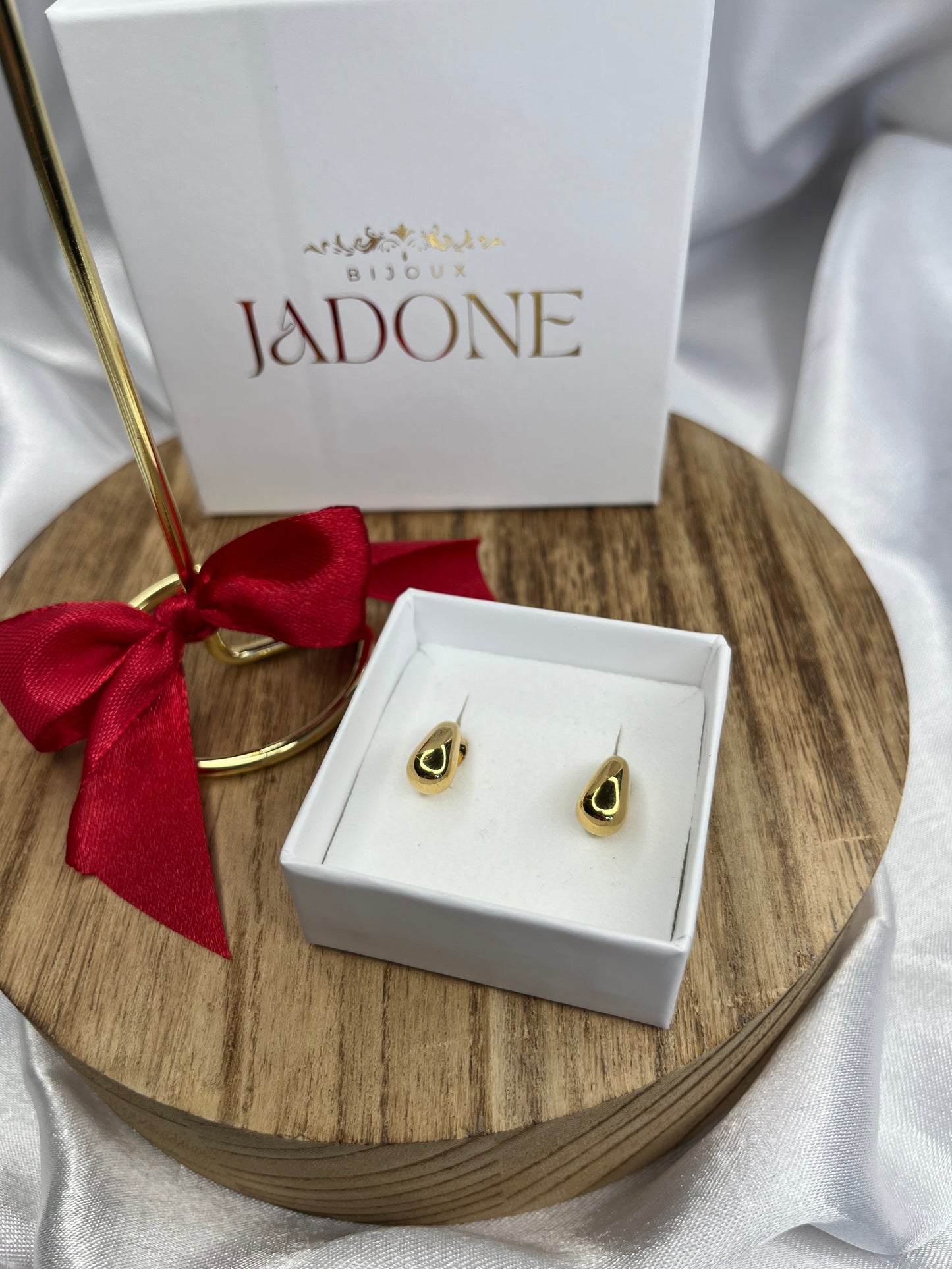 CARINE l Boucles d'oreilles petite gouttelette dorées ou argentées