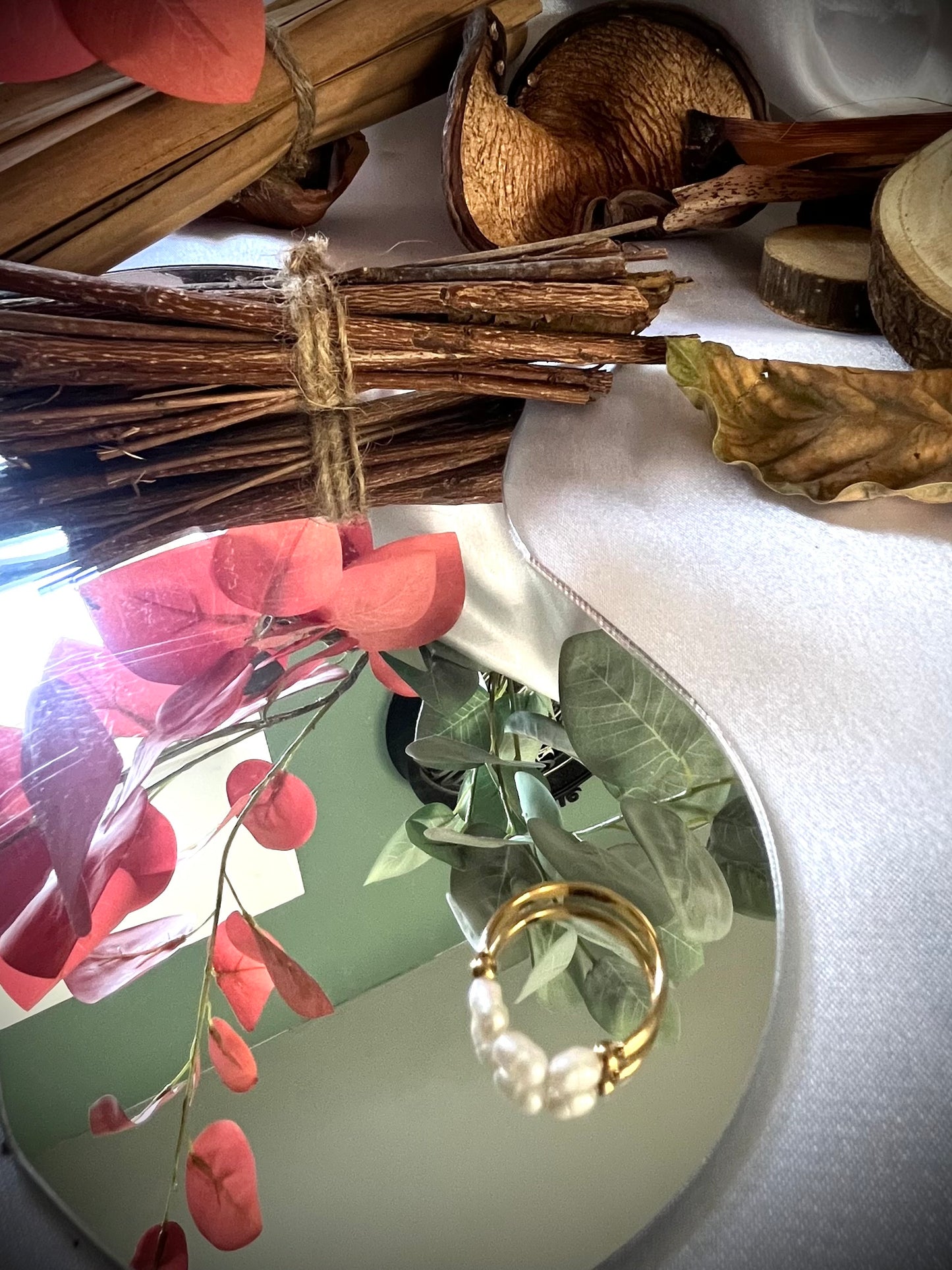 DOUCE l Bague dorée et perles d'eau douce