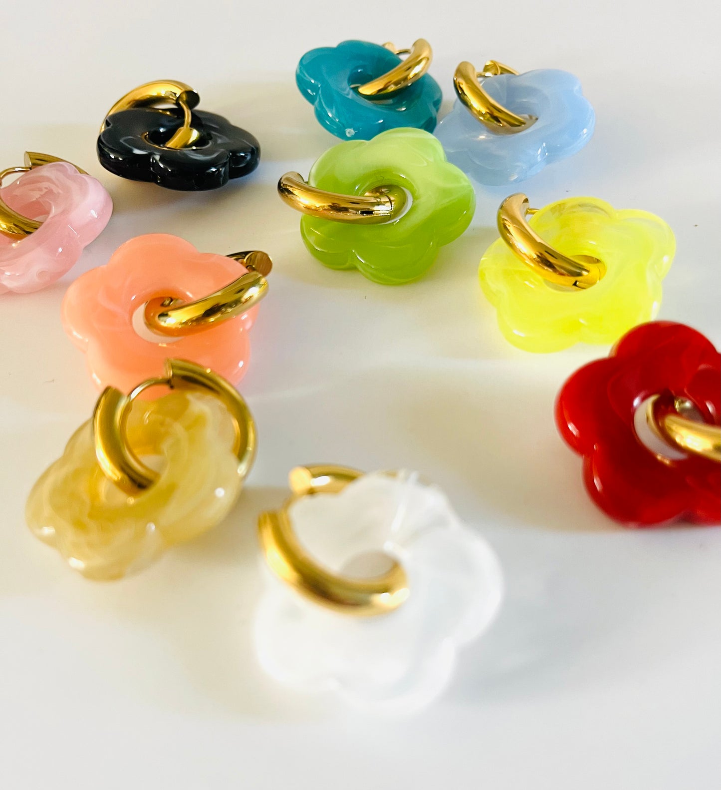 VILADY l Boucles d'oreilles créoles à fleur colorés