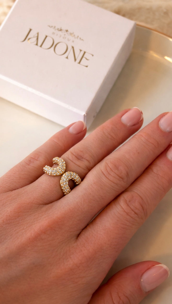 Hortense l Bague ajustable doré et zircons blanc