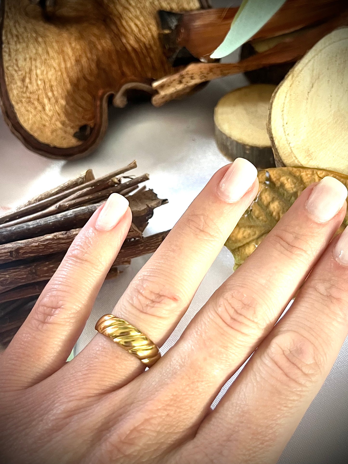 LUNE l Bague effet croissant dorée et argentée