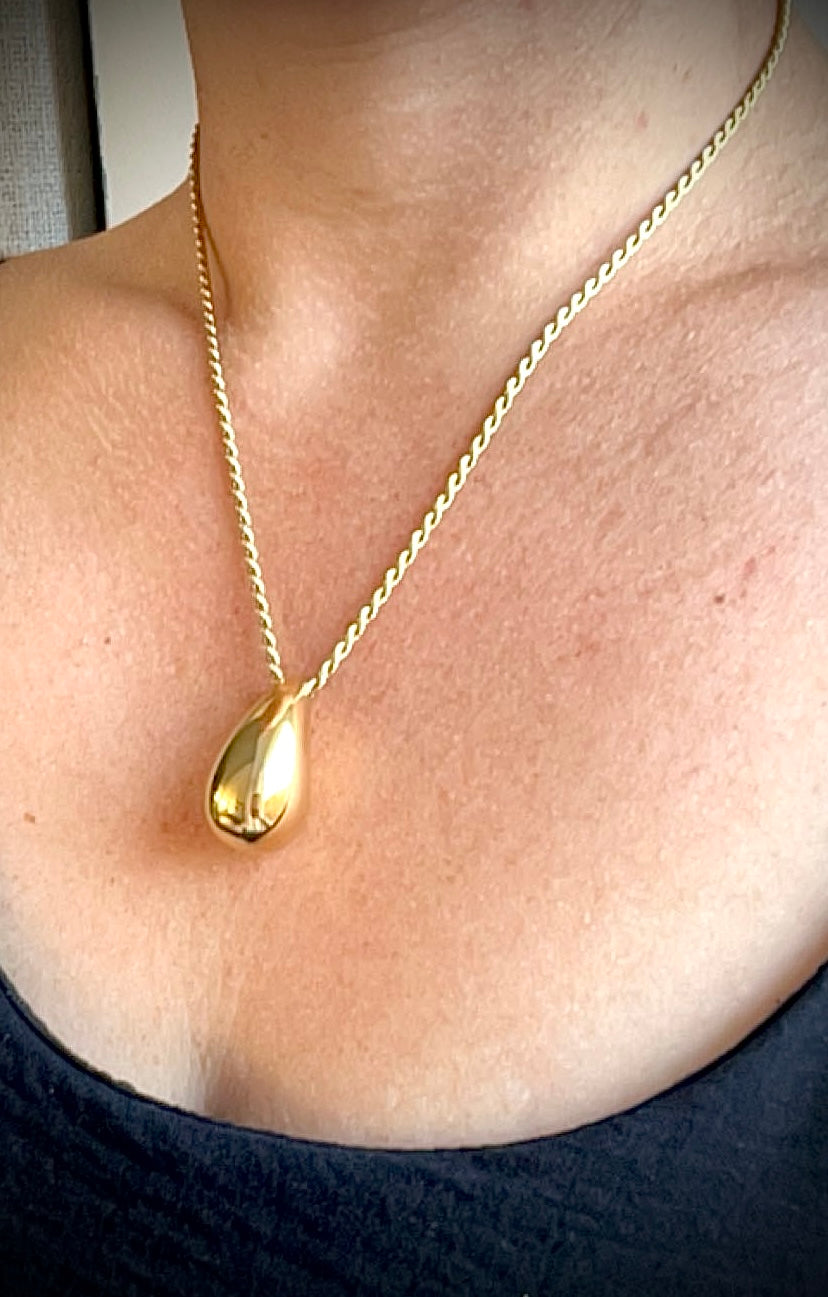 NINA l Collier goûte doré en acier inoxydable