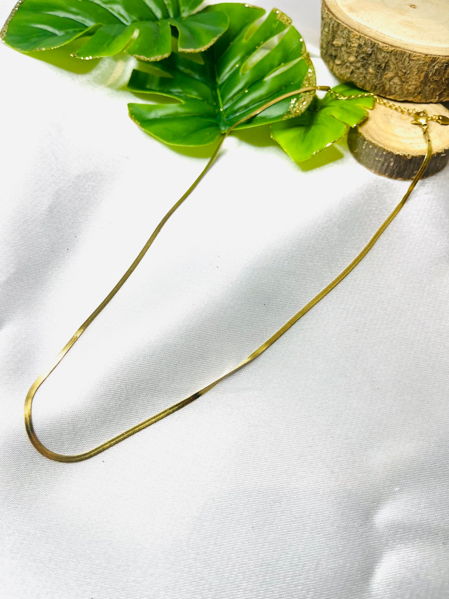 REINA l Collier à chaîne plate en acier inoxydable