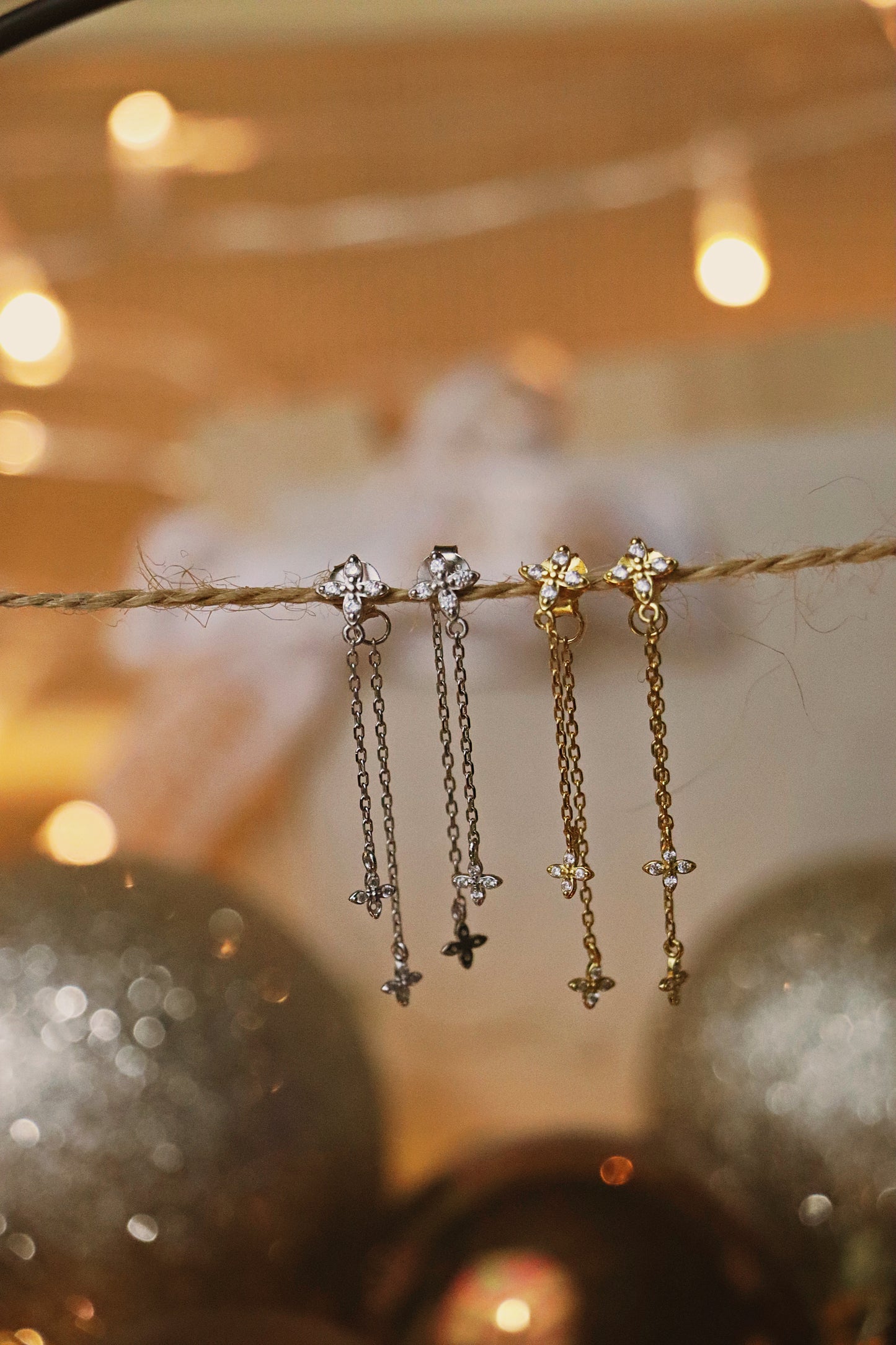 SOPRANE l boucles d'oreilles tombantes et zircon blanc dorées ou argentées