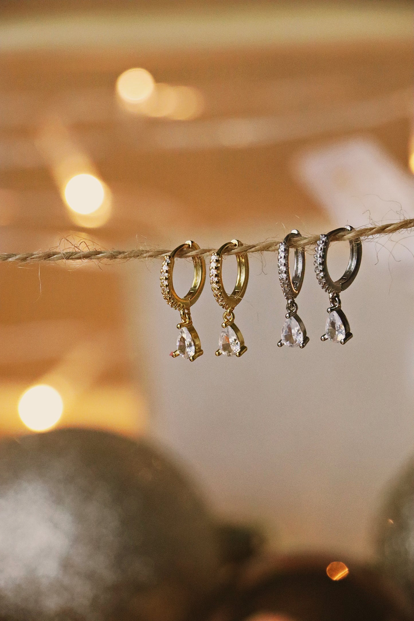 LORENA l Boucles d'oreilles tombante zircon blanc