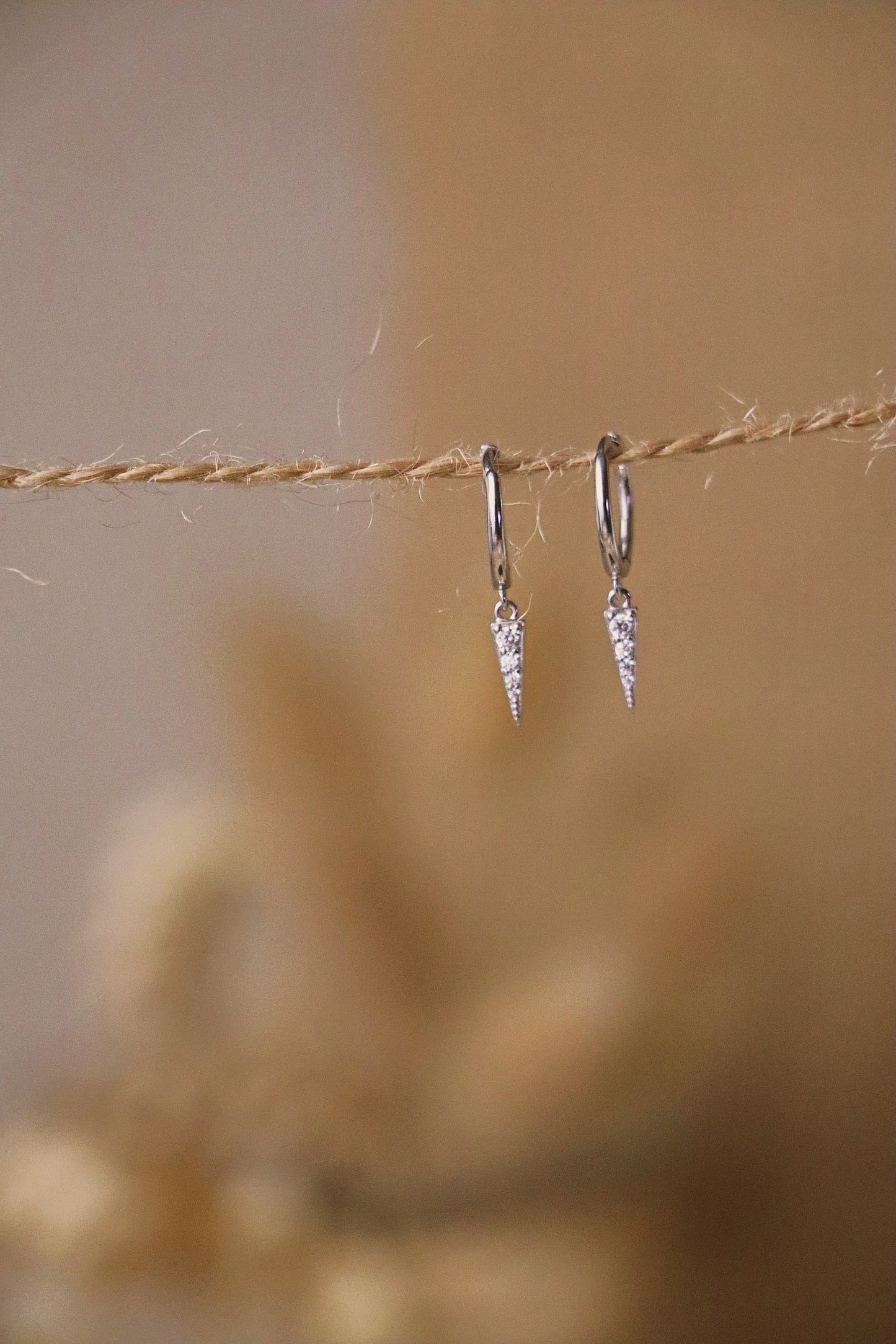 HARMONIE l Boucles d'oreilles pendantes dorées ou argentées