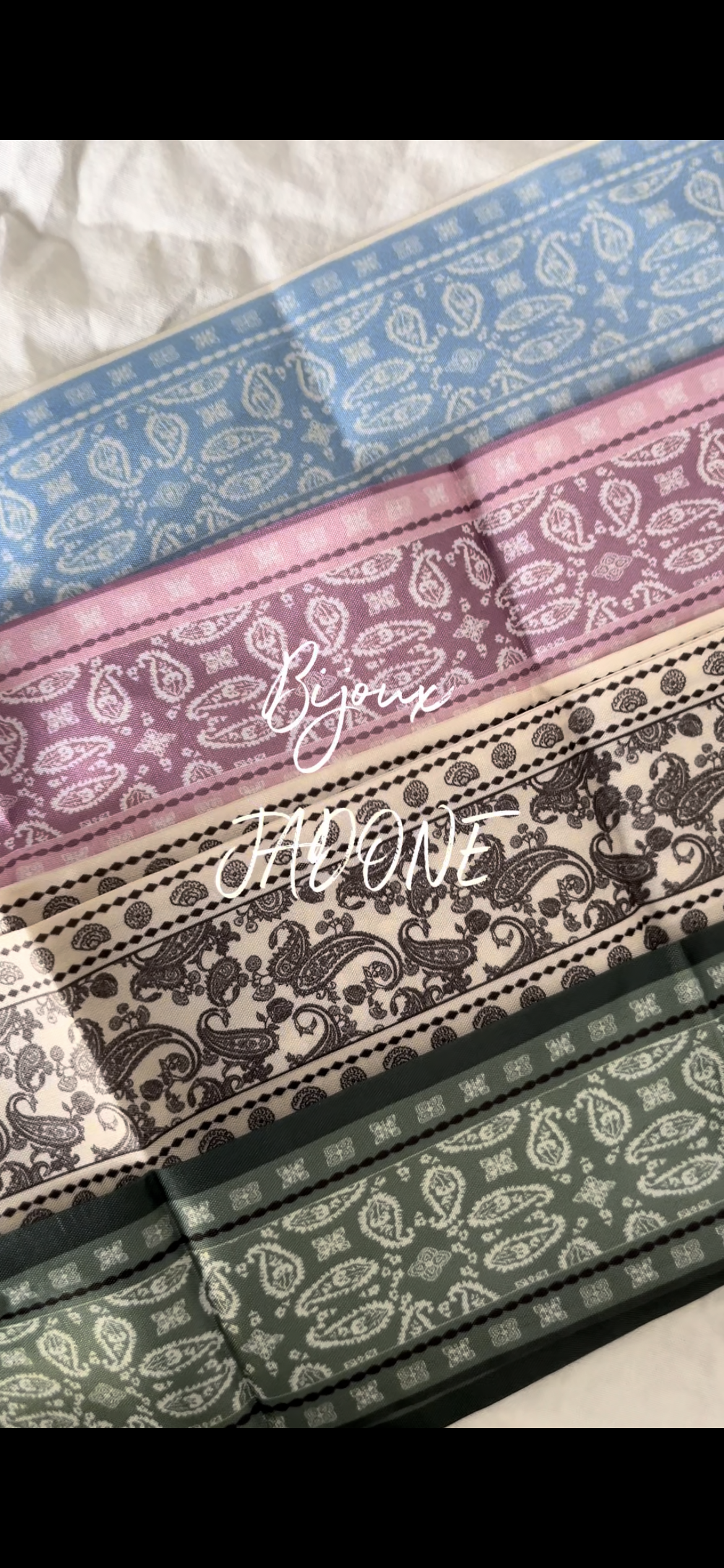 Mignonnerie | Petit foulard de soie
