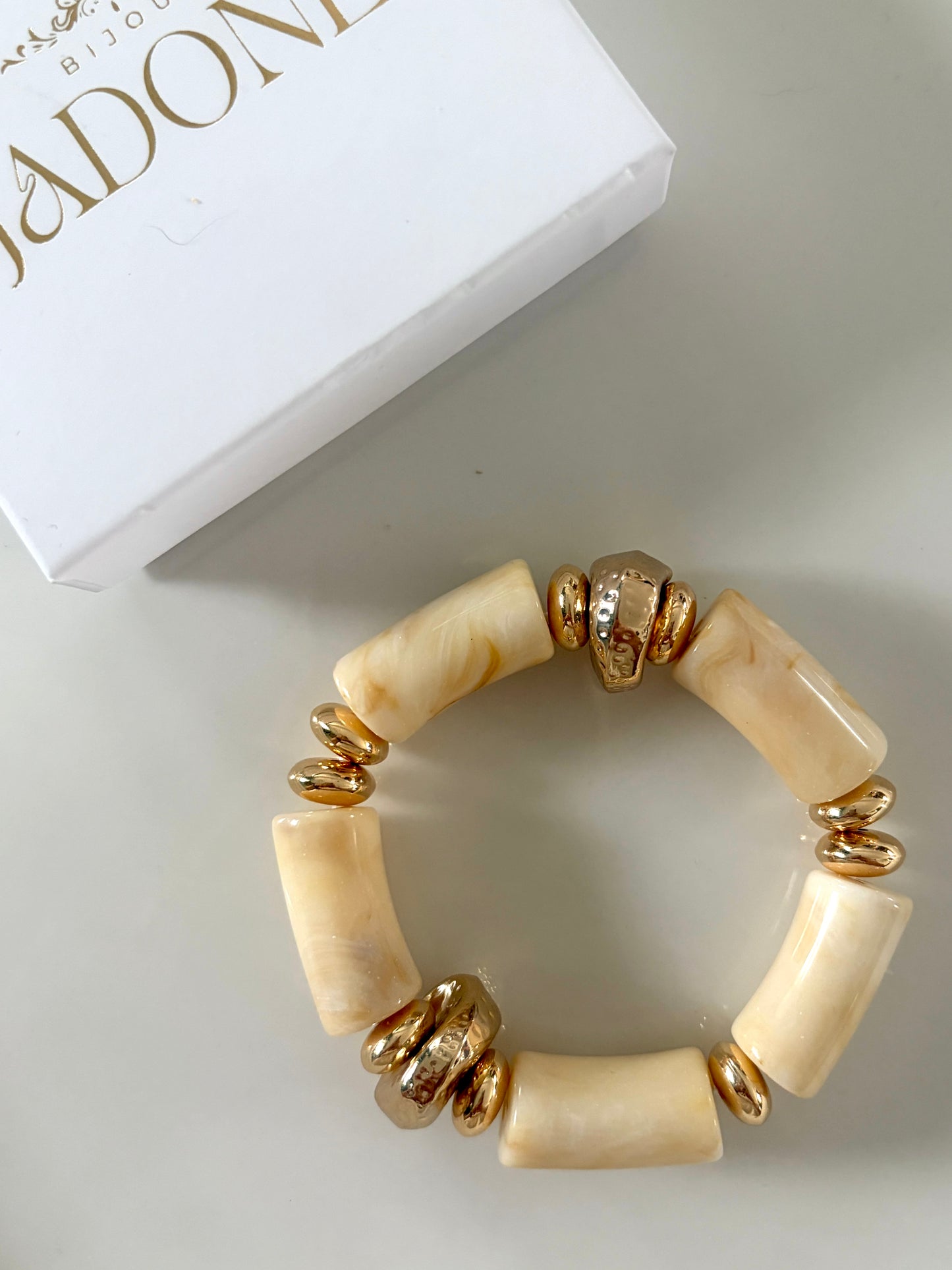 Star l bracelet extensible Bordeaux, doré et beige