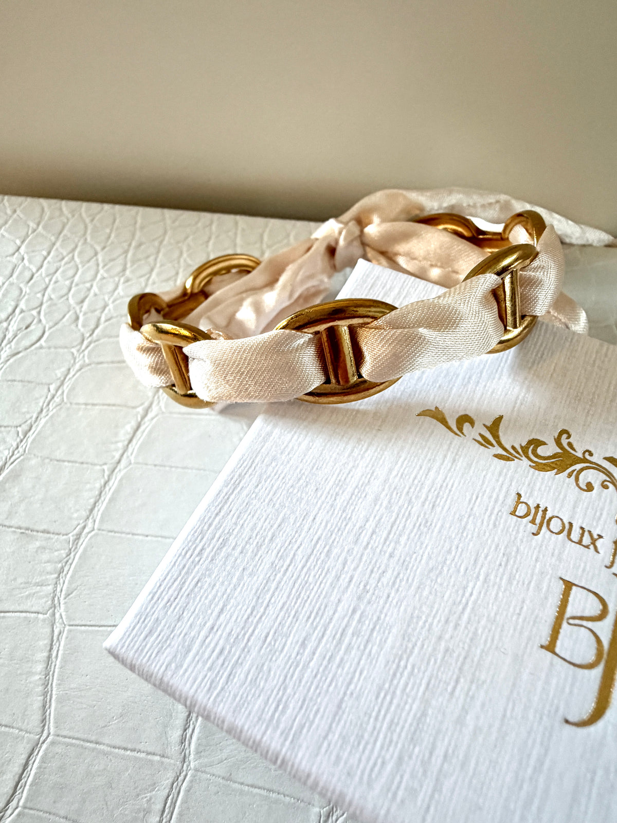 Cassiane - Bracelet jonc tissu