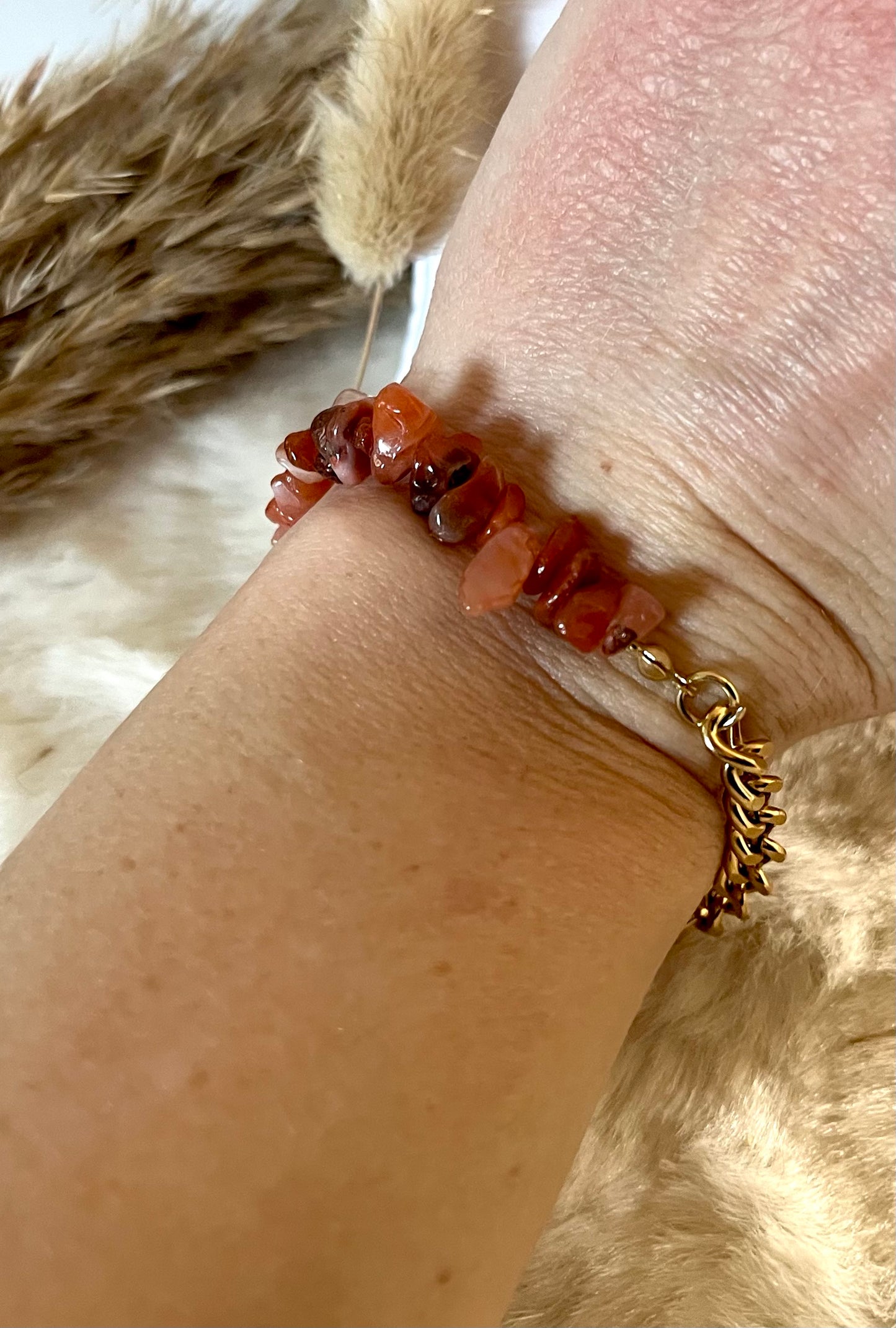 Blima l Bracelet doré et Cornaline Orange