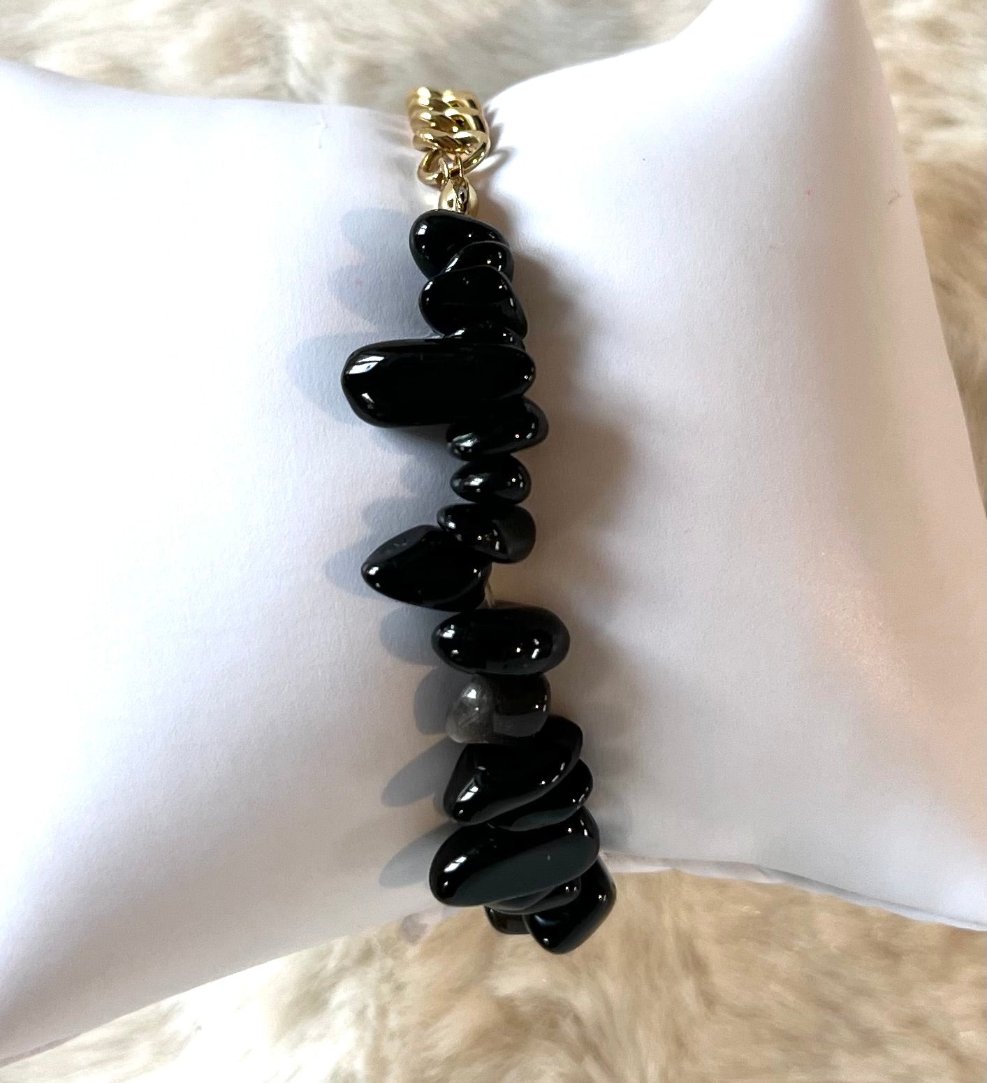 Blima l bracelet doré et Agate Noire