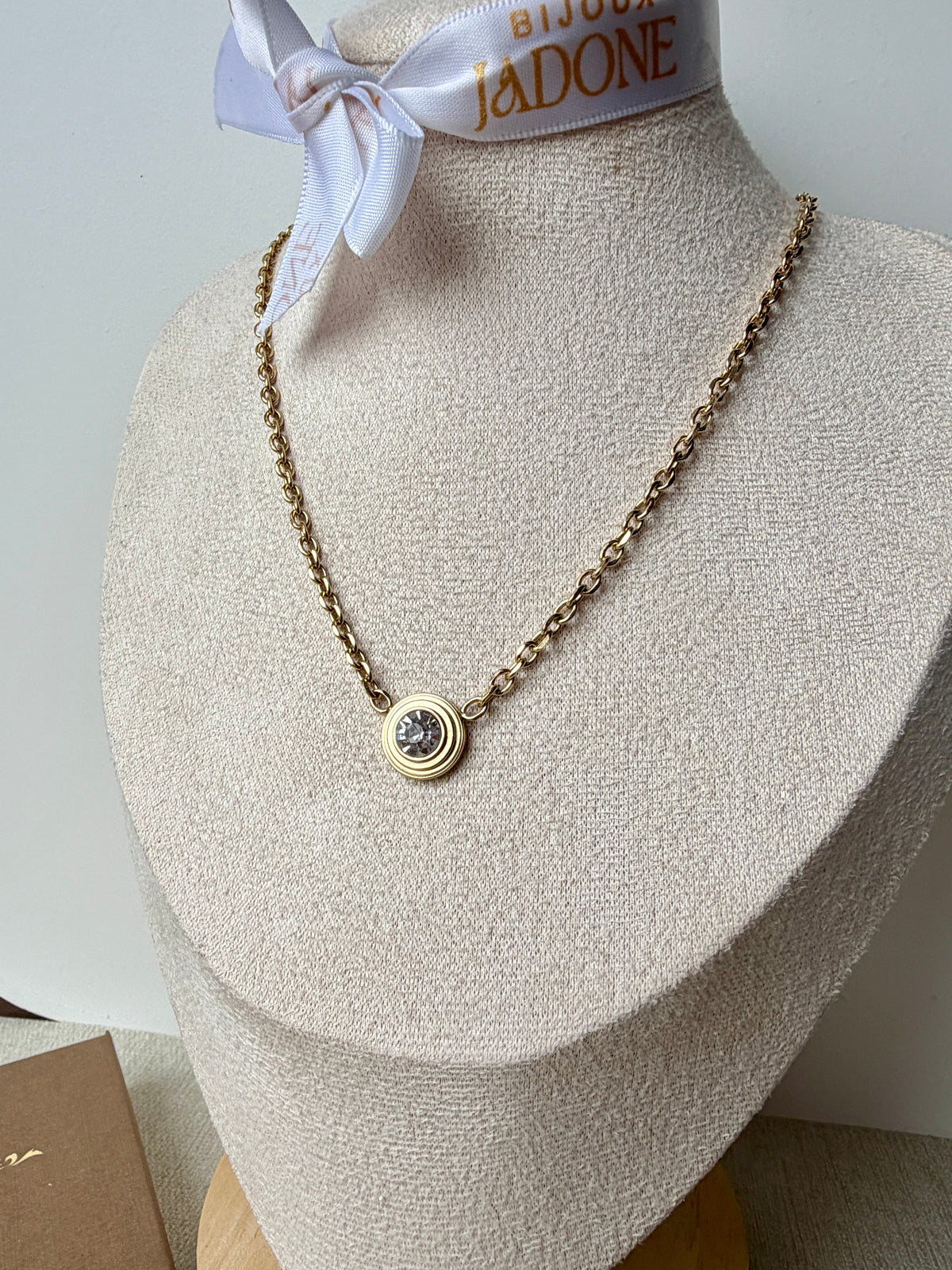 Messine l Collier doré chic
