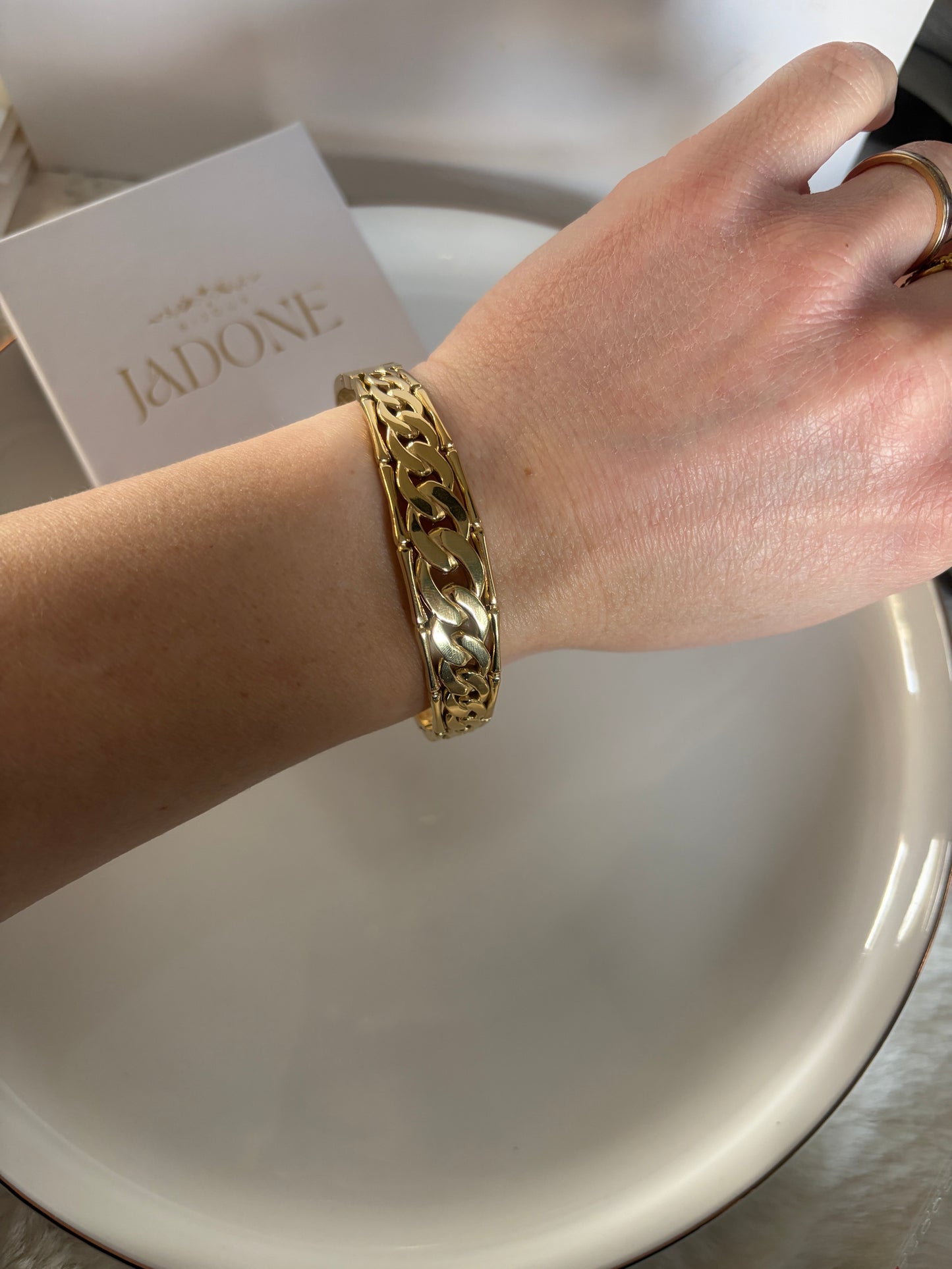 Daphné l Jonc doré