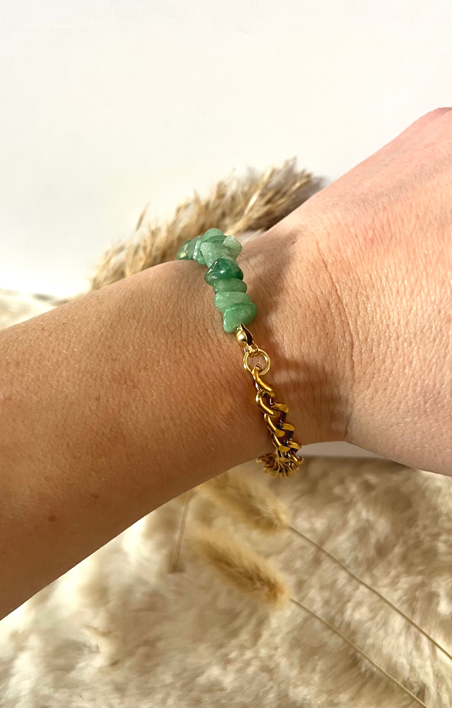 Blima l bracelet doré et Aventurine verte