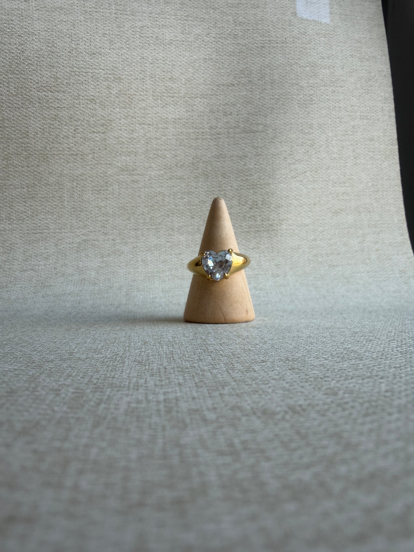 PALi l Bague dorée et zircon cœur blanc