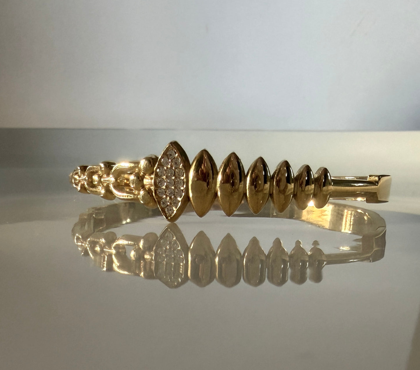 Sixtine l jonc doré et zircon blanc