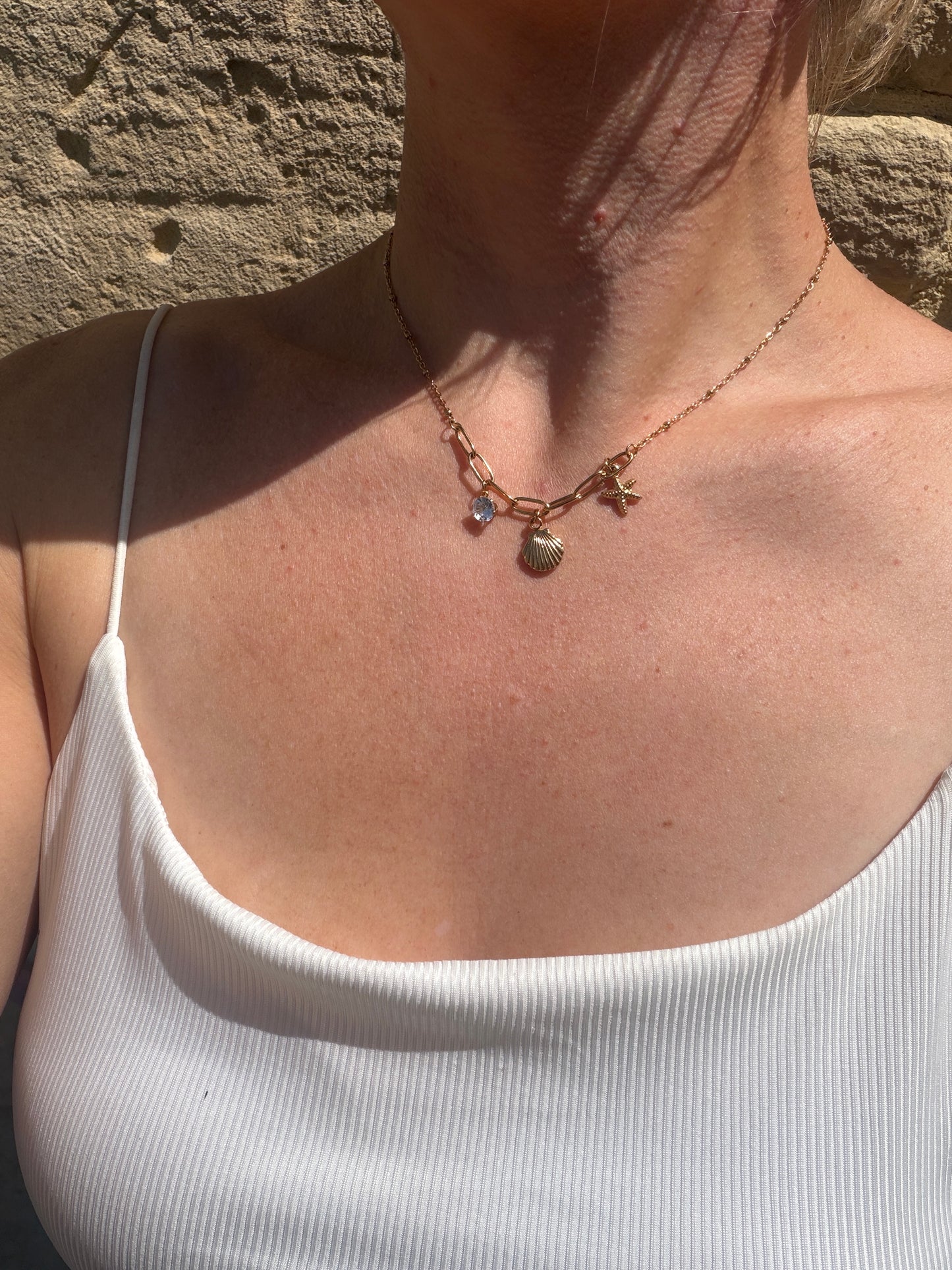 Mêla l Collier doré à breloque