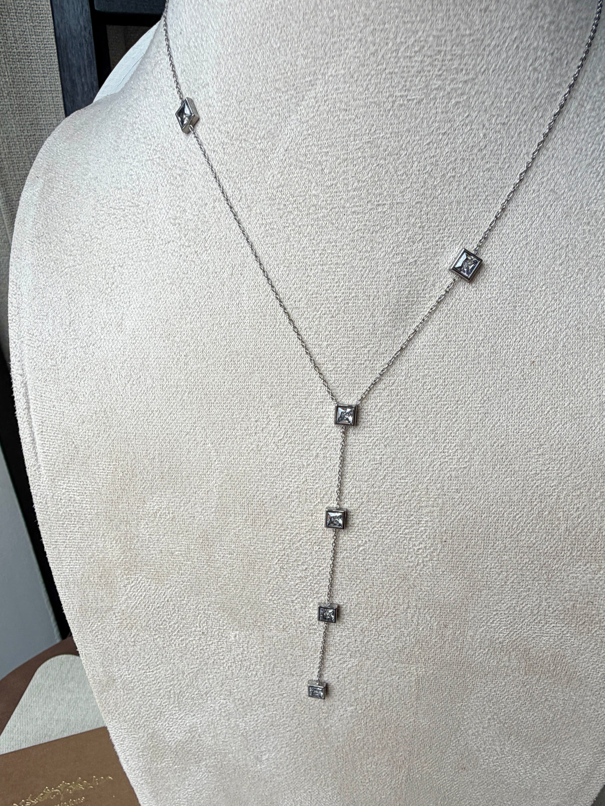Sienne l collier Y chic doré ou argenté
