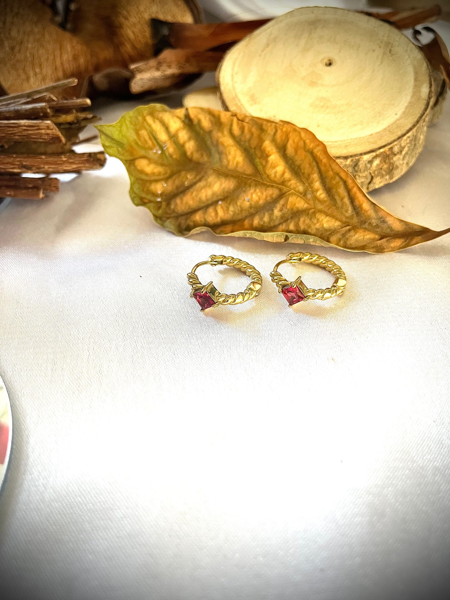 PEARL l Boucles d'oreilles dorées et zircon rose