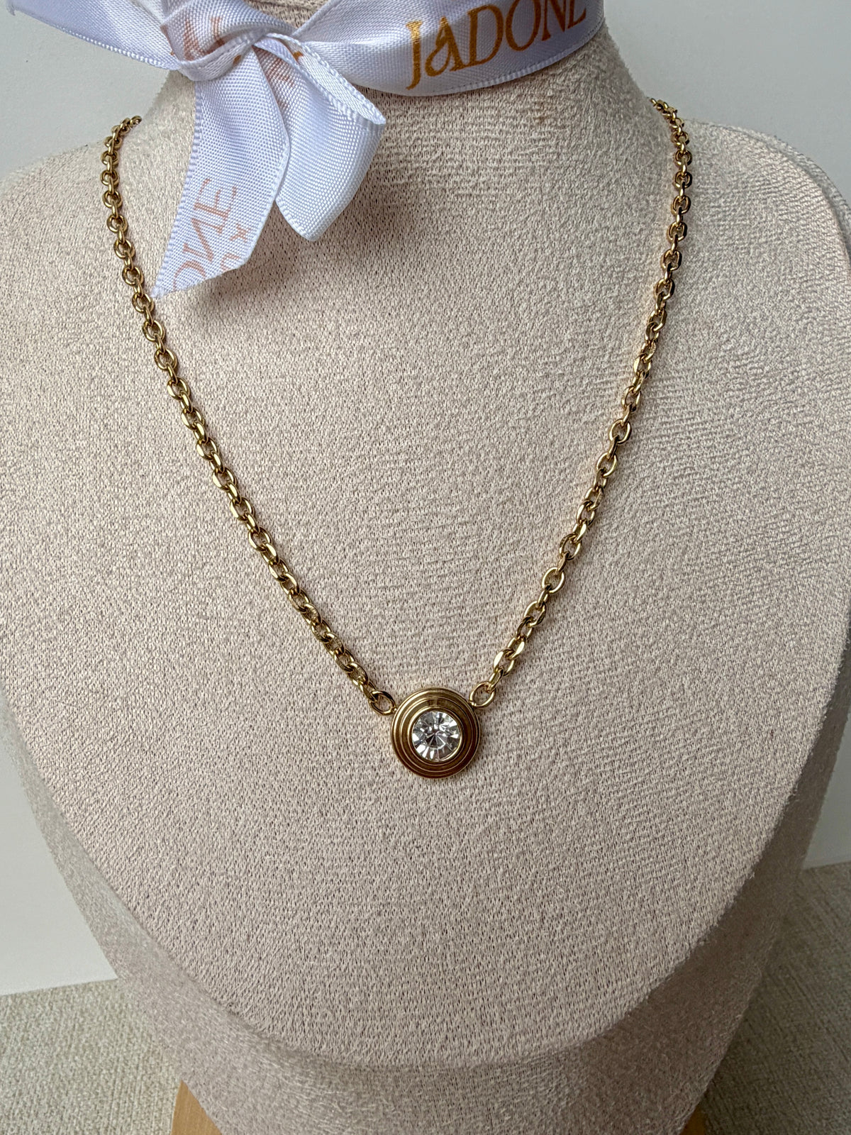 Messine l Collier doré chic