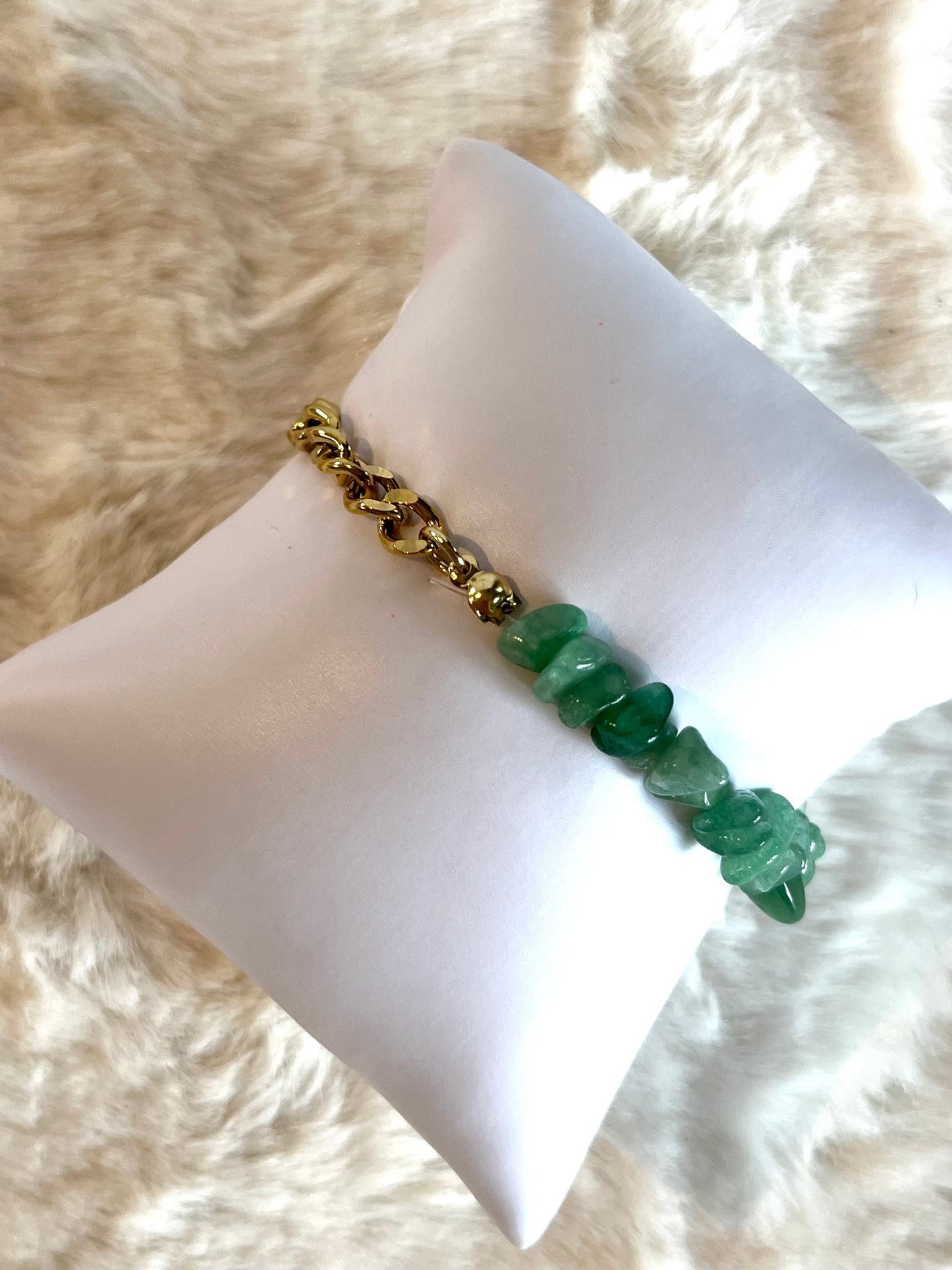 Blima l bracelet doré et Aventurine verte