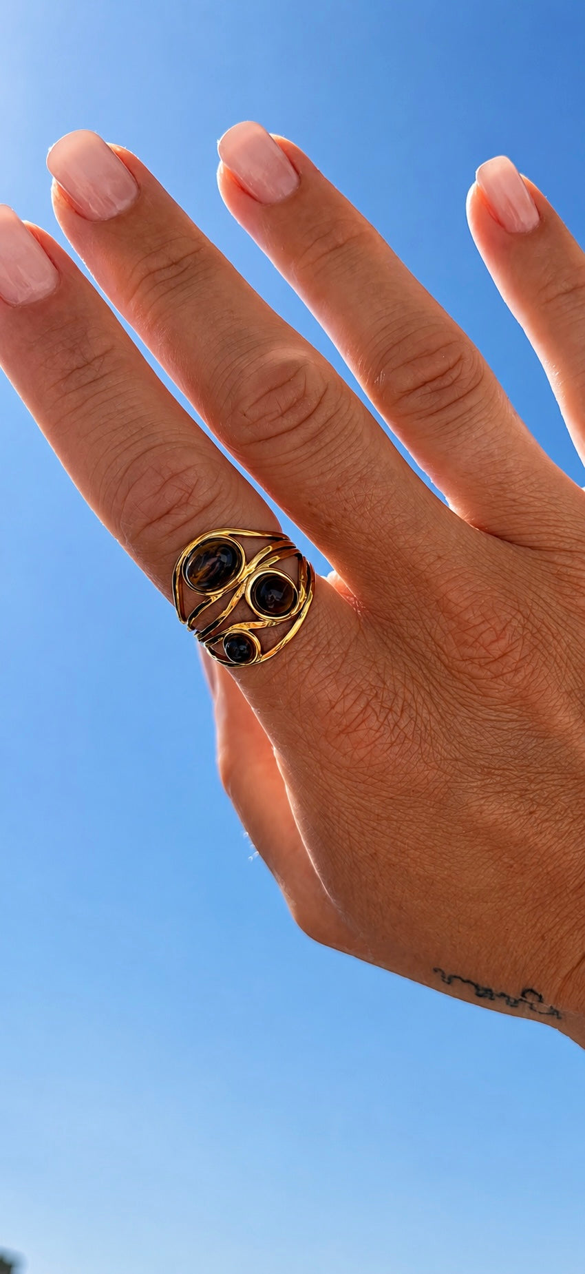 Deviya l bague dorée et Œil de tigre